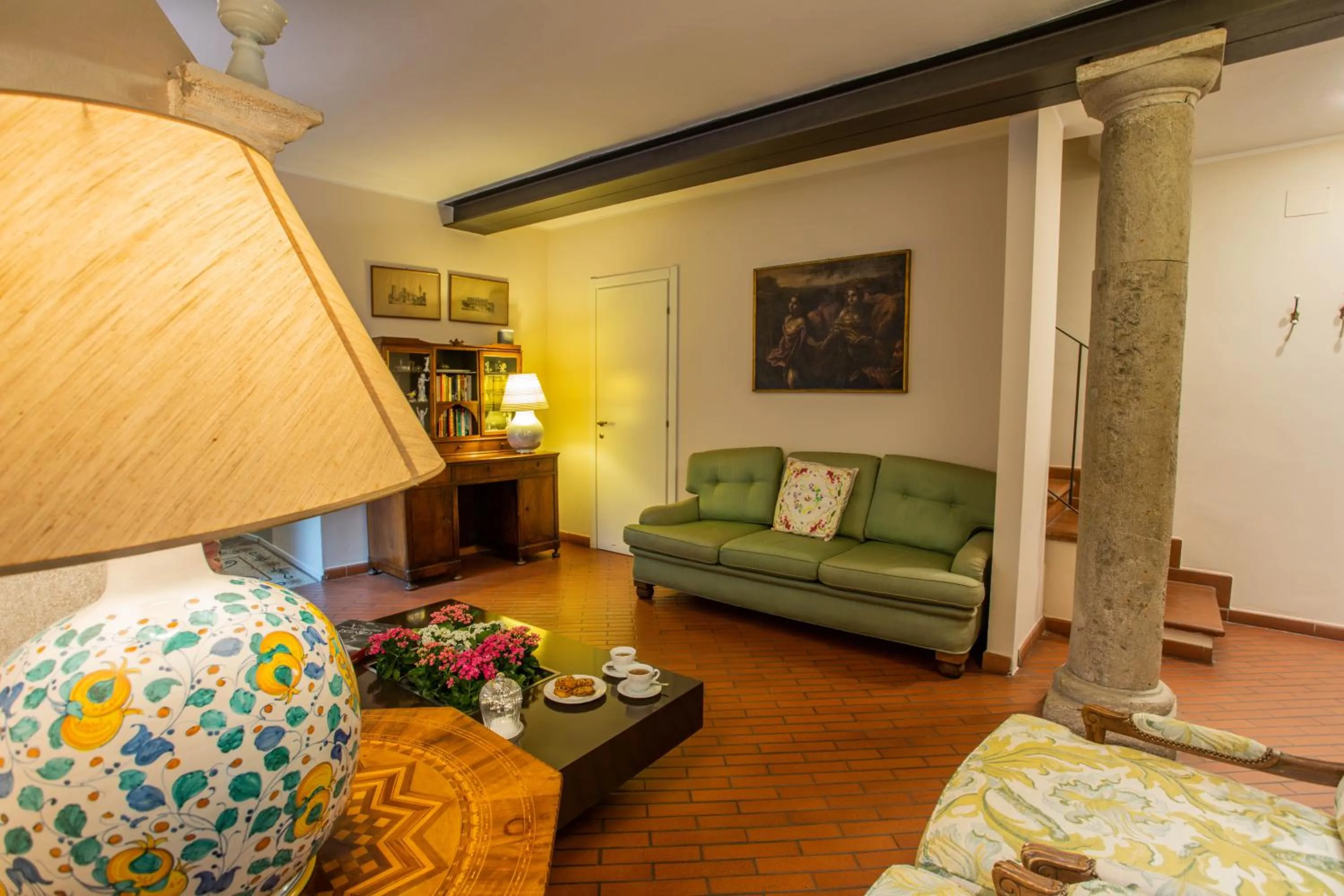 Communal lounge/ TV room in Hotel Degli Oleandri