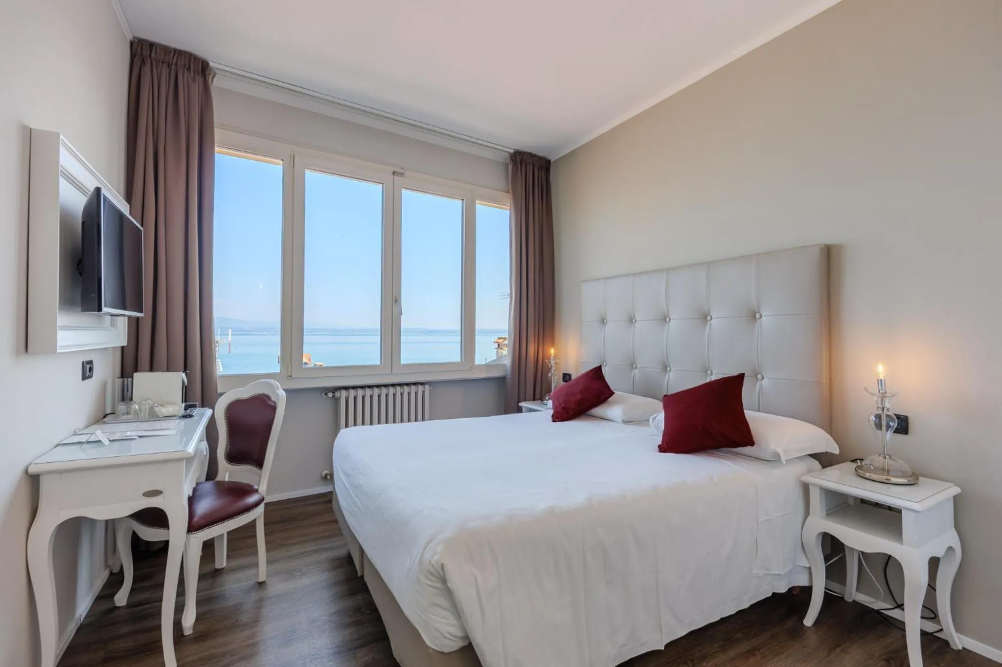 Photo of the whole room, Bed in Hotel Degli Oleandri