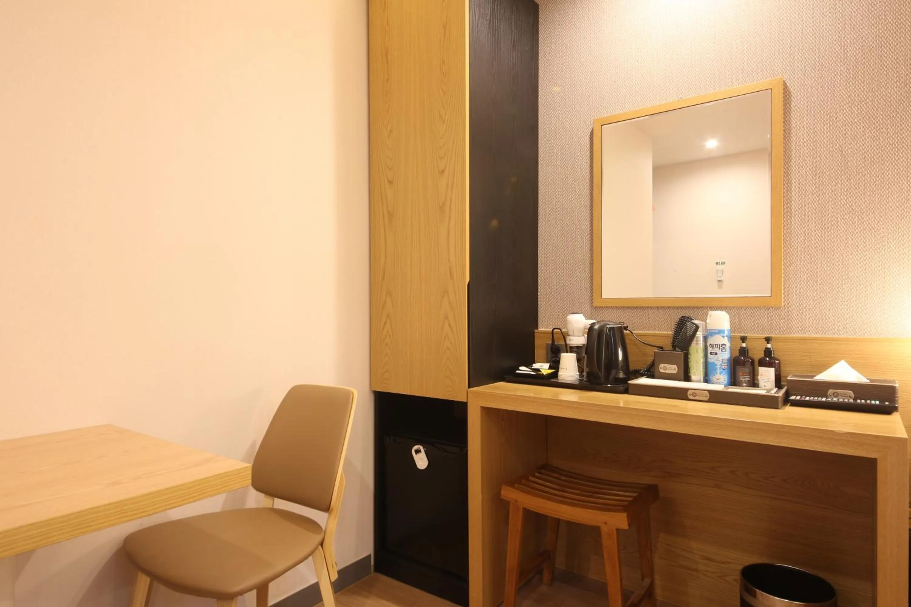 hair dresser in Hotel Prima Busan