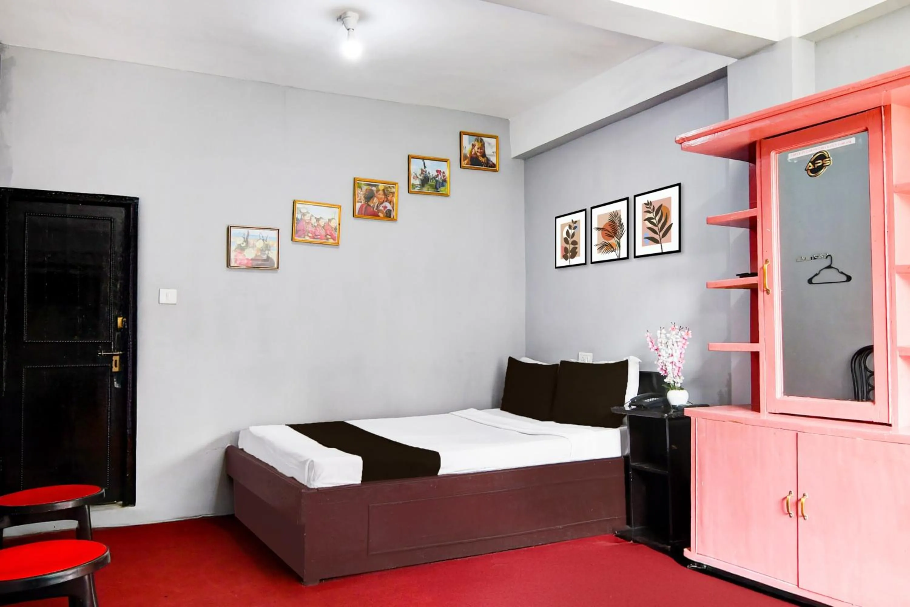 Bedroom, Bed in Super Hotel O Ghoom Formerly Aps Homestay