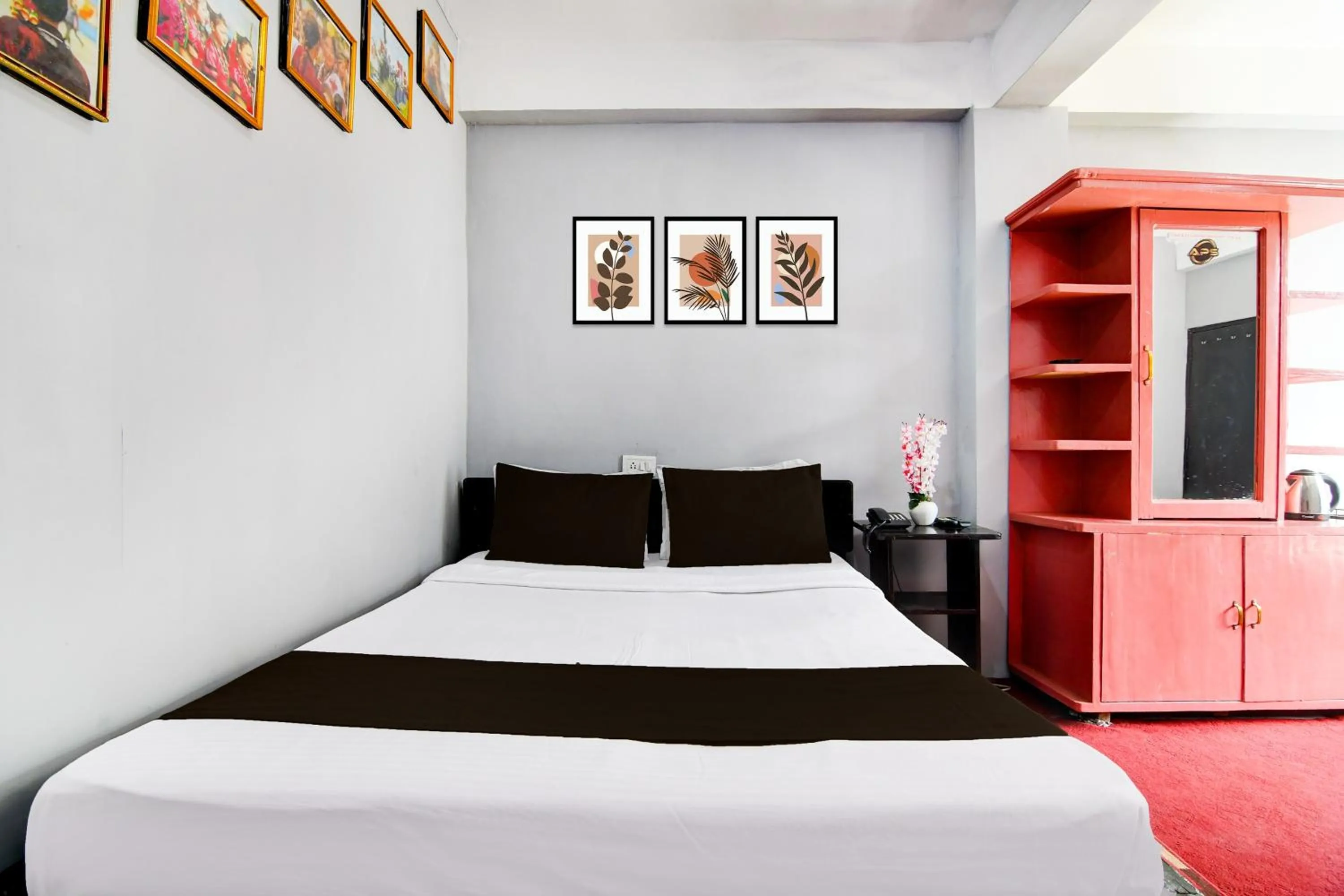 Bedroom, Bed in Super Hotel O Ghoom Formerly Aps Homestay