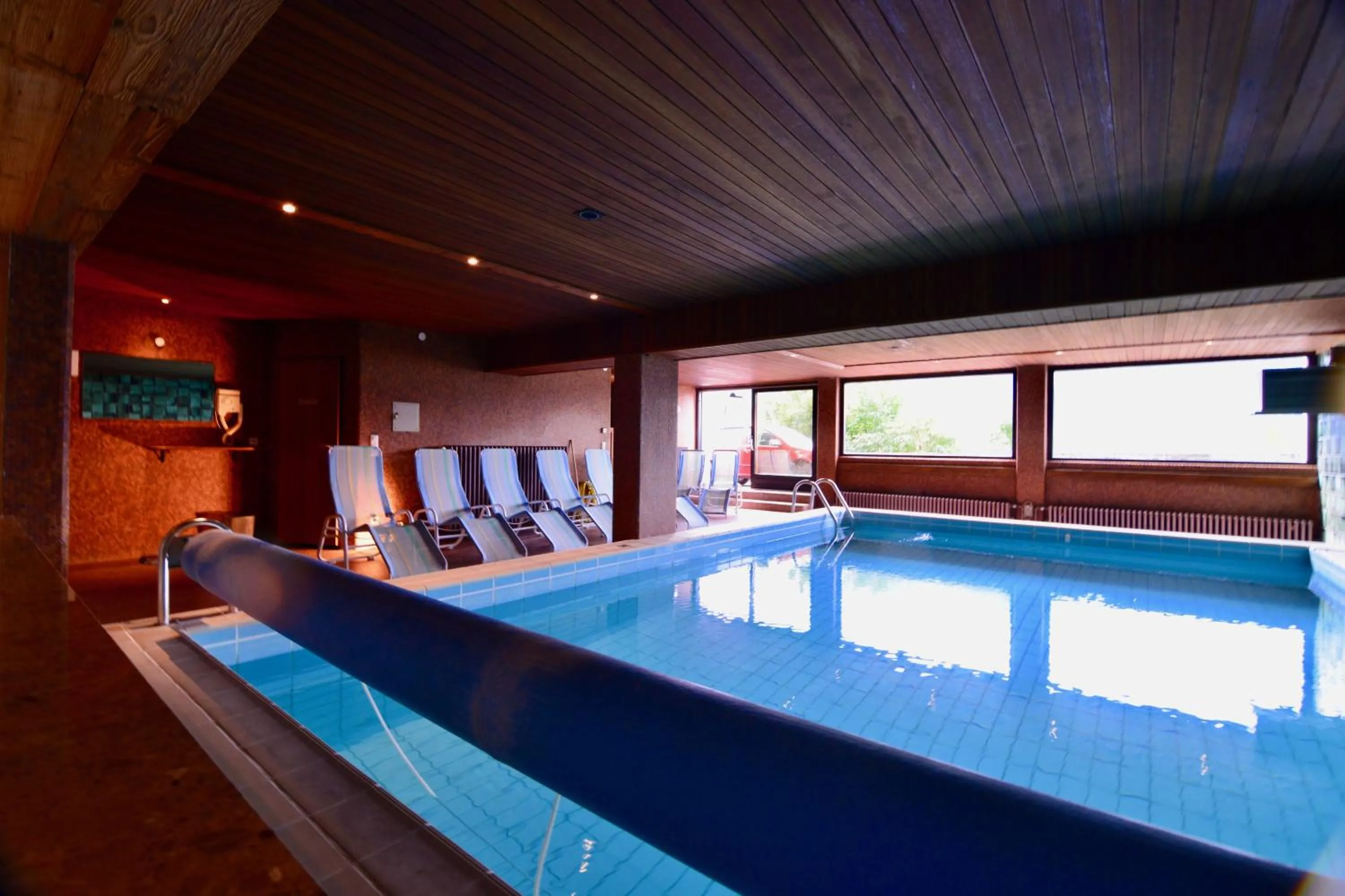 Swimming pool in Landhaus Birgit