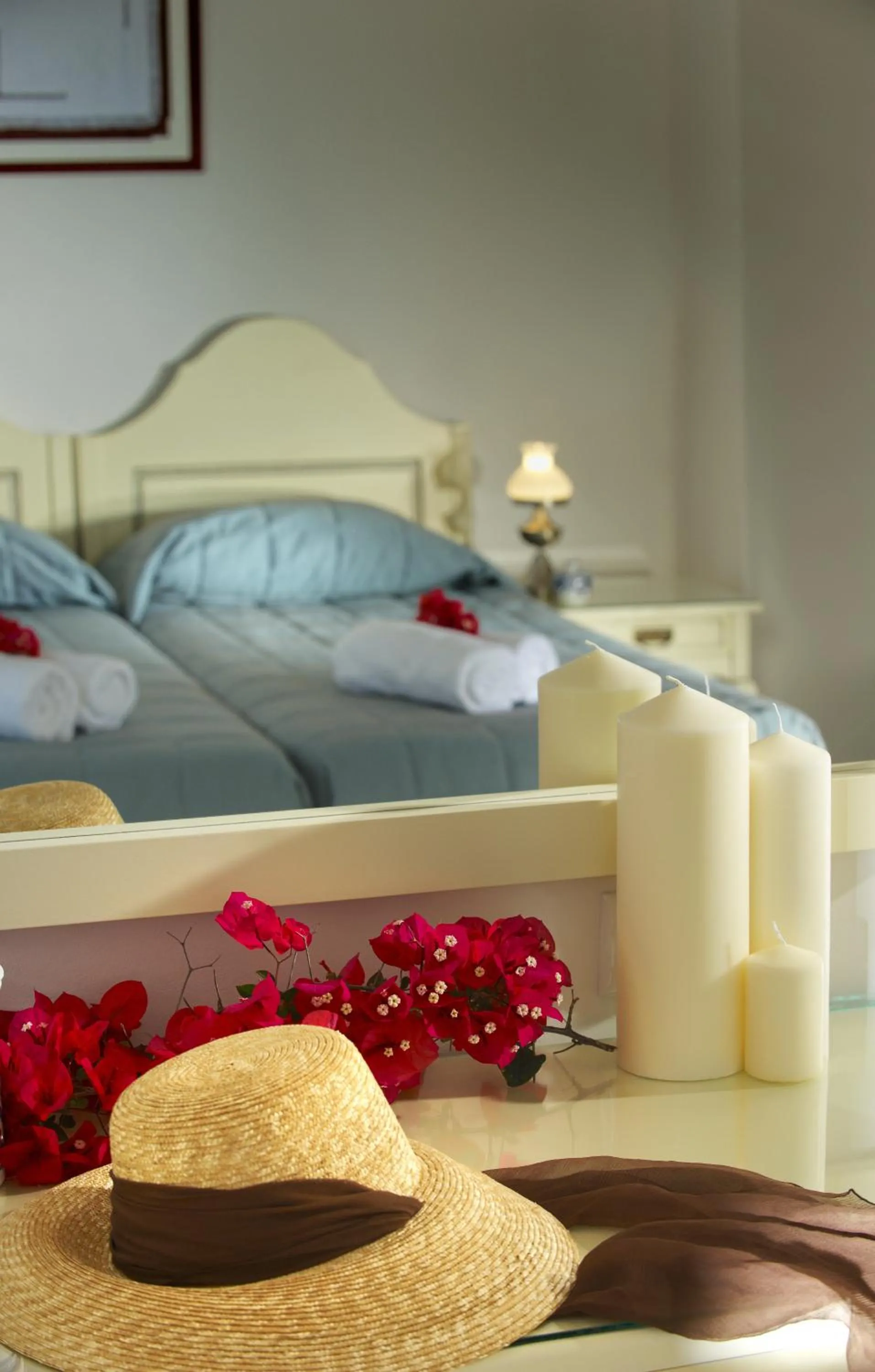 Bedroom, Bed in Perigiali