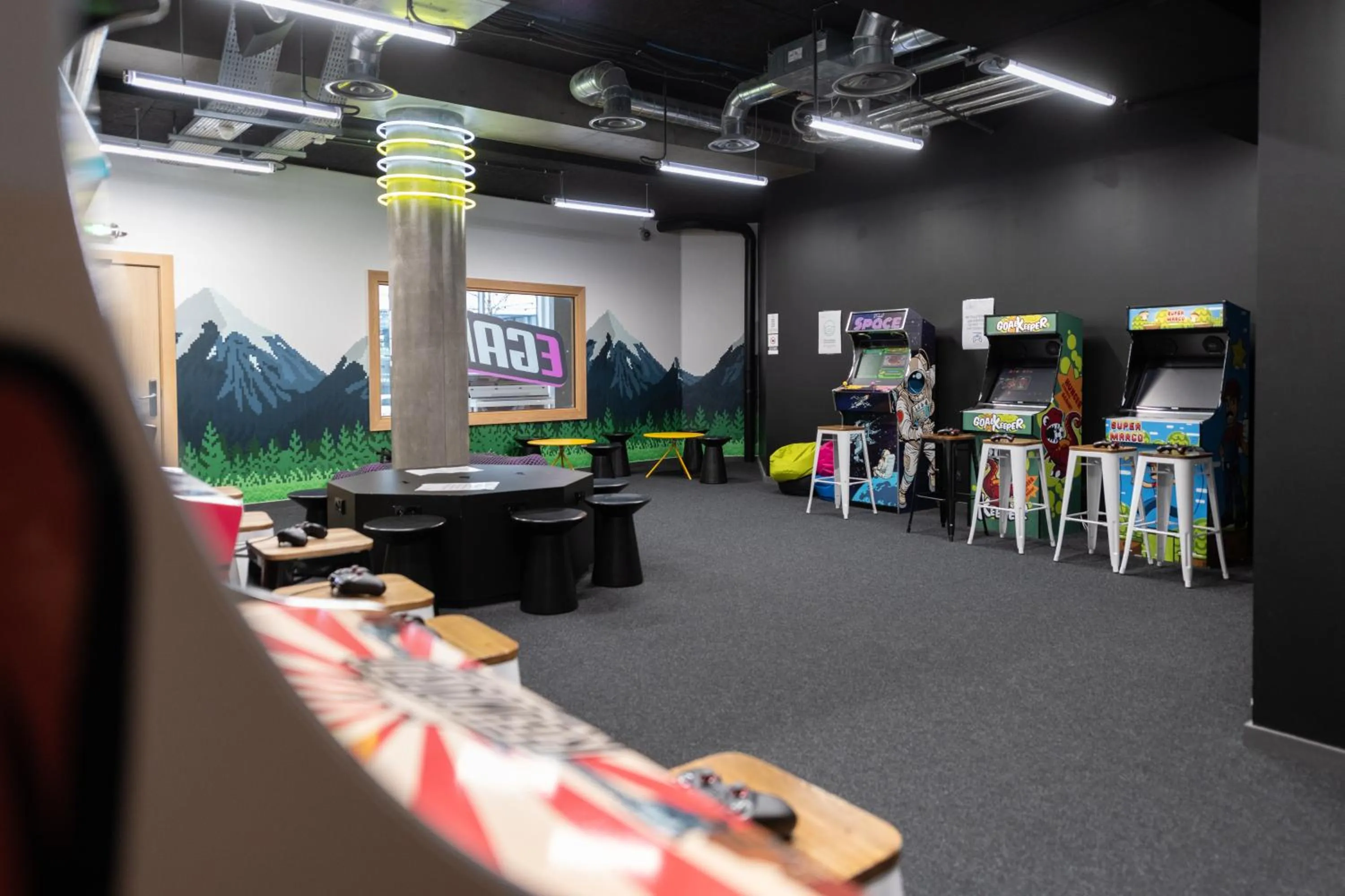 Game Room in ECLA Paris Massy Palaiseau