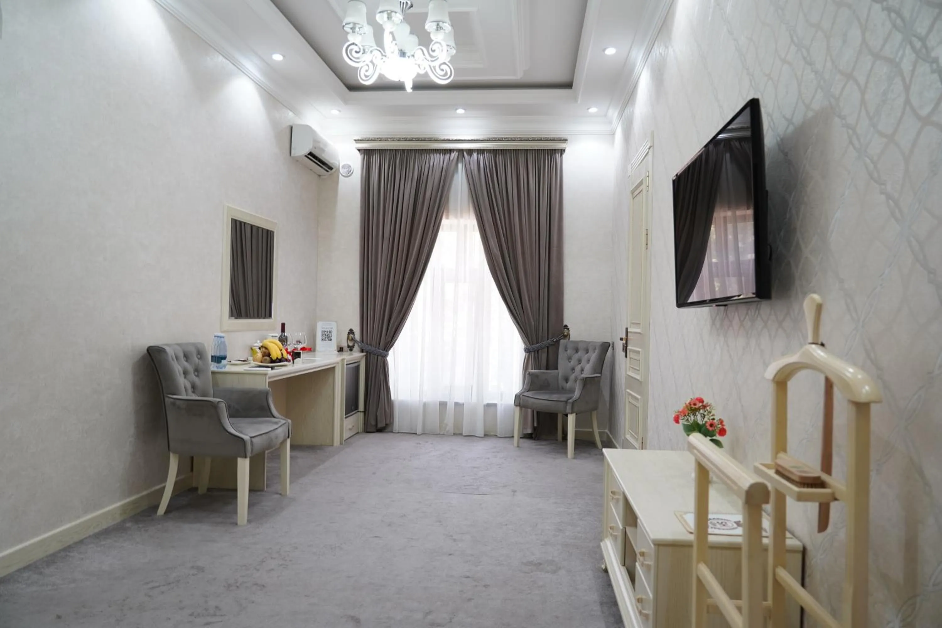 TV and multimedia in Shaxzoda Elite Hotel