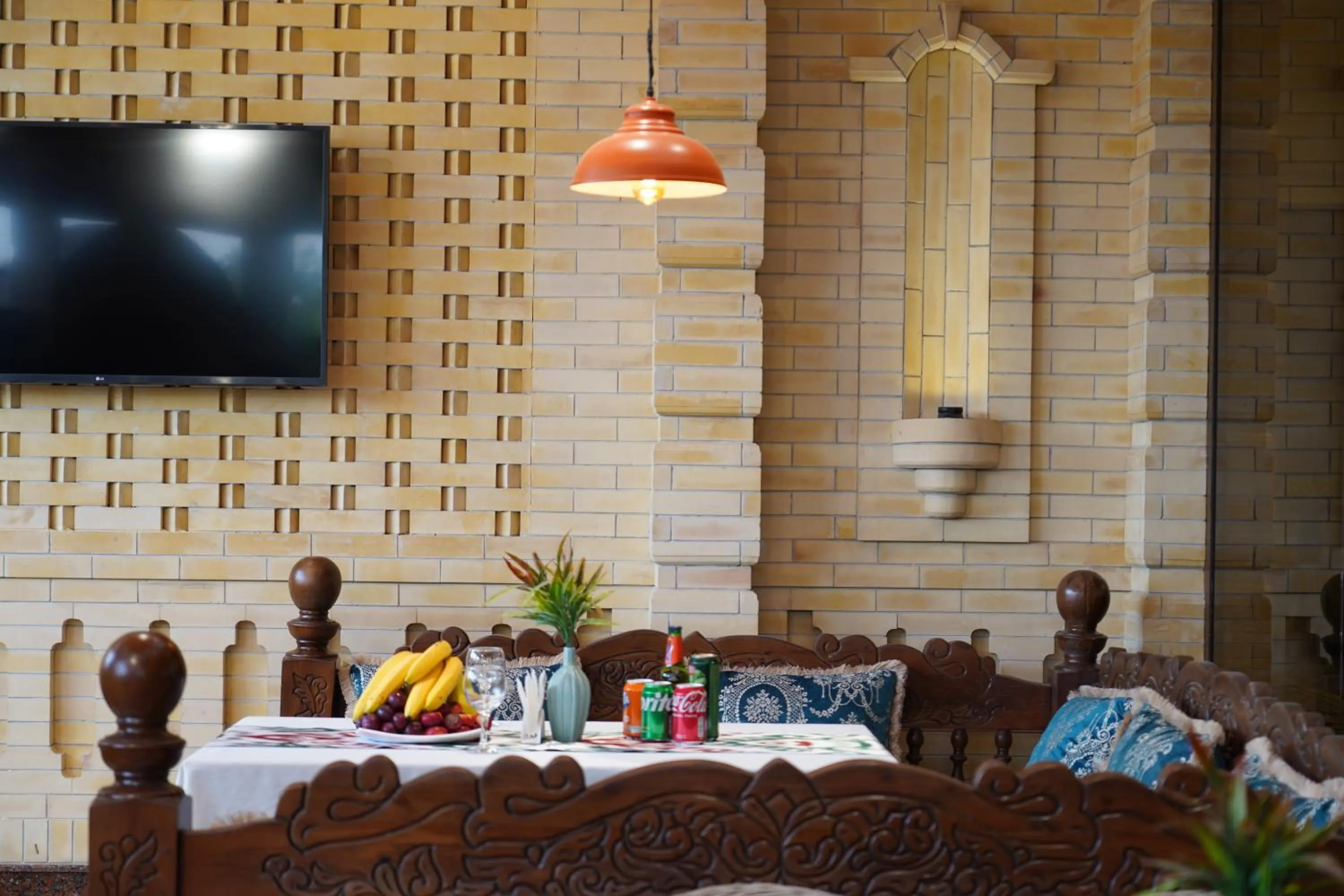 Restaurant/places to eat in Shaxzoda Elite Hotel