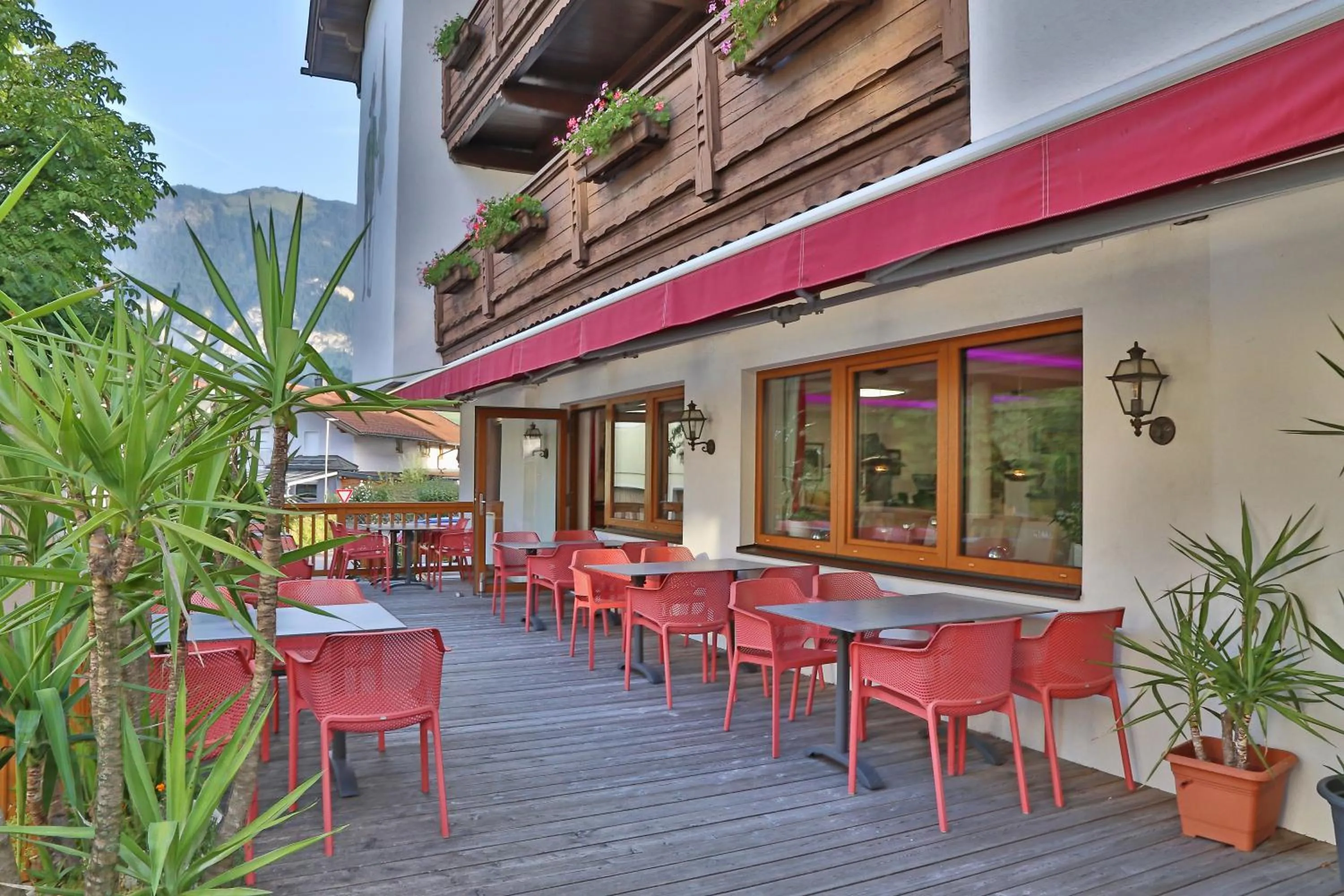 Restaurant/places to eat in Gasthof Pension Alpenblick