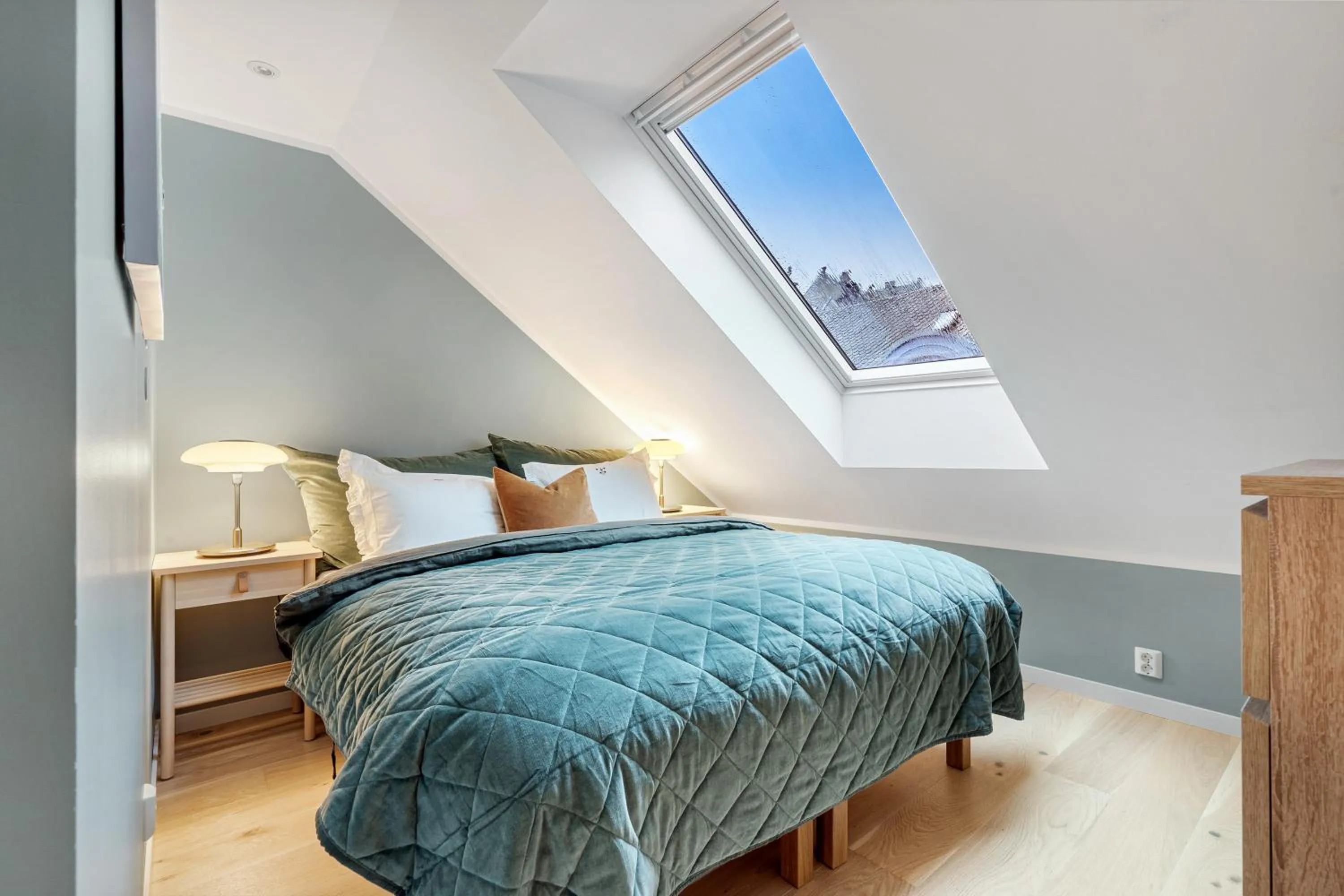 Bed in Høyden Apartments