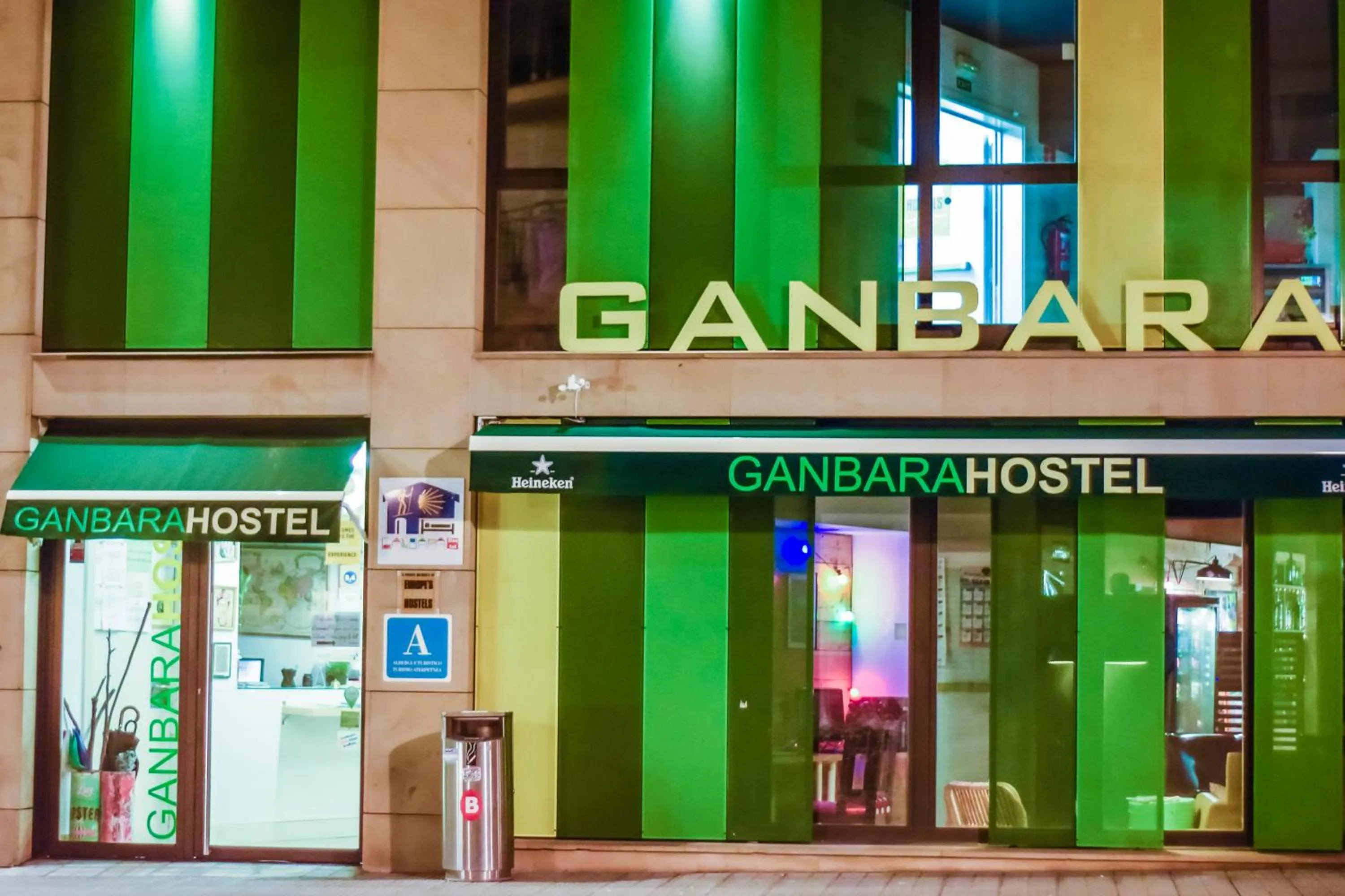 Facade/entrance in Ganbara Hostel - Self Check In