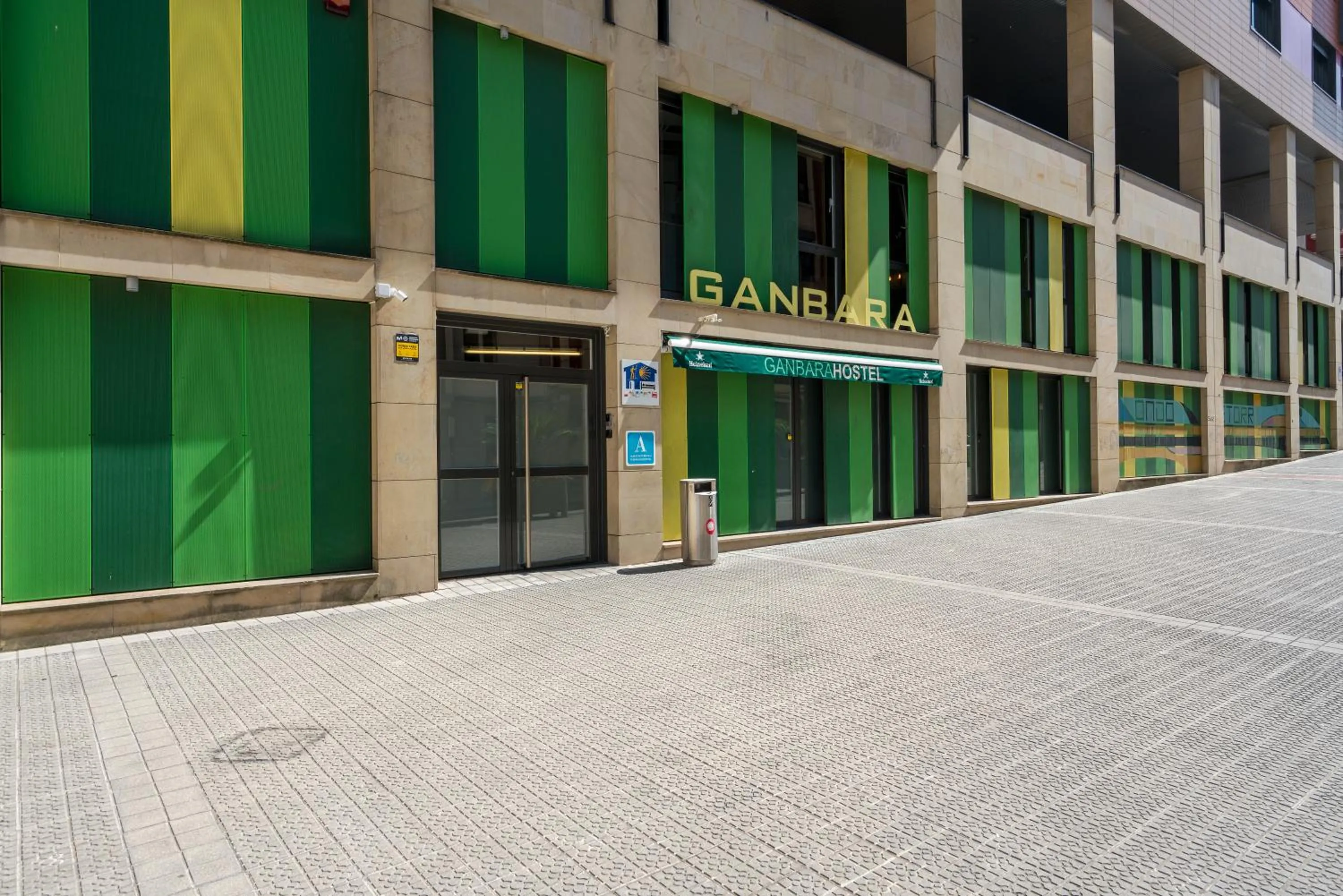 Facade/entrance in Ganbara Hostel - Self Check In