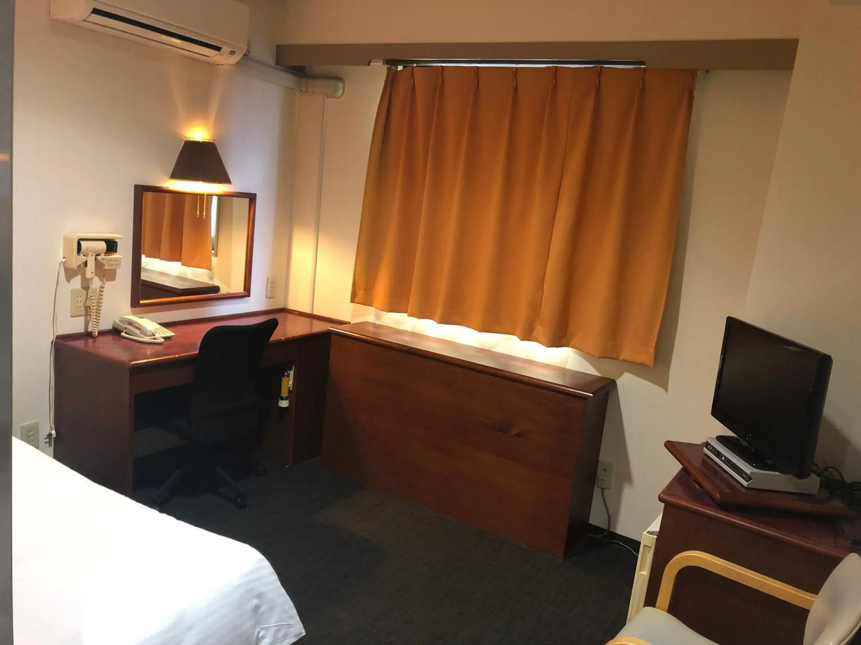 Photo of the whole room, Bed in Smile Hotel Koriyama Photo of the whole room, Bed in Smile Hotel Koriyama