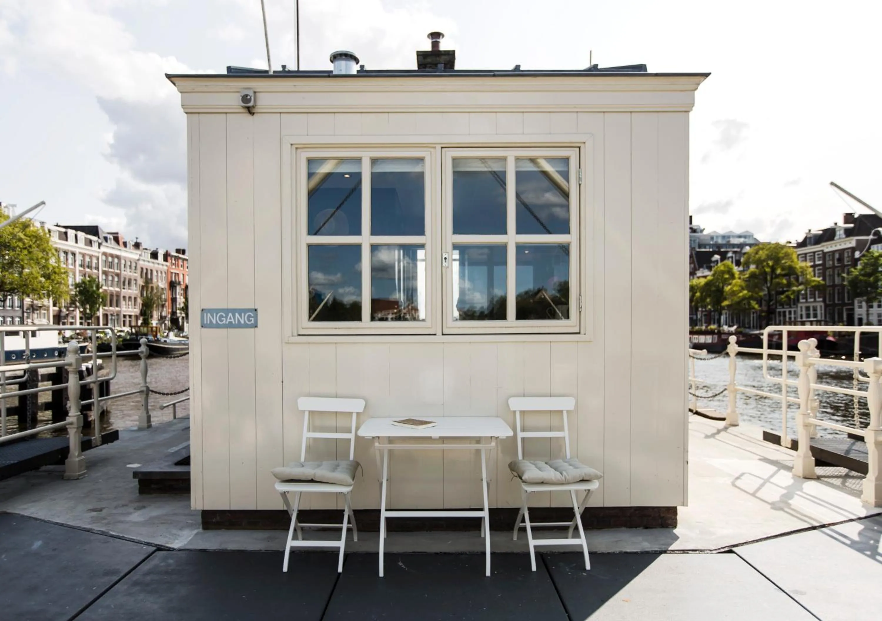 Property building in SWEETS - Amstelschutsluis