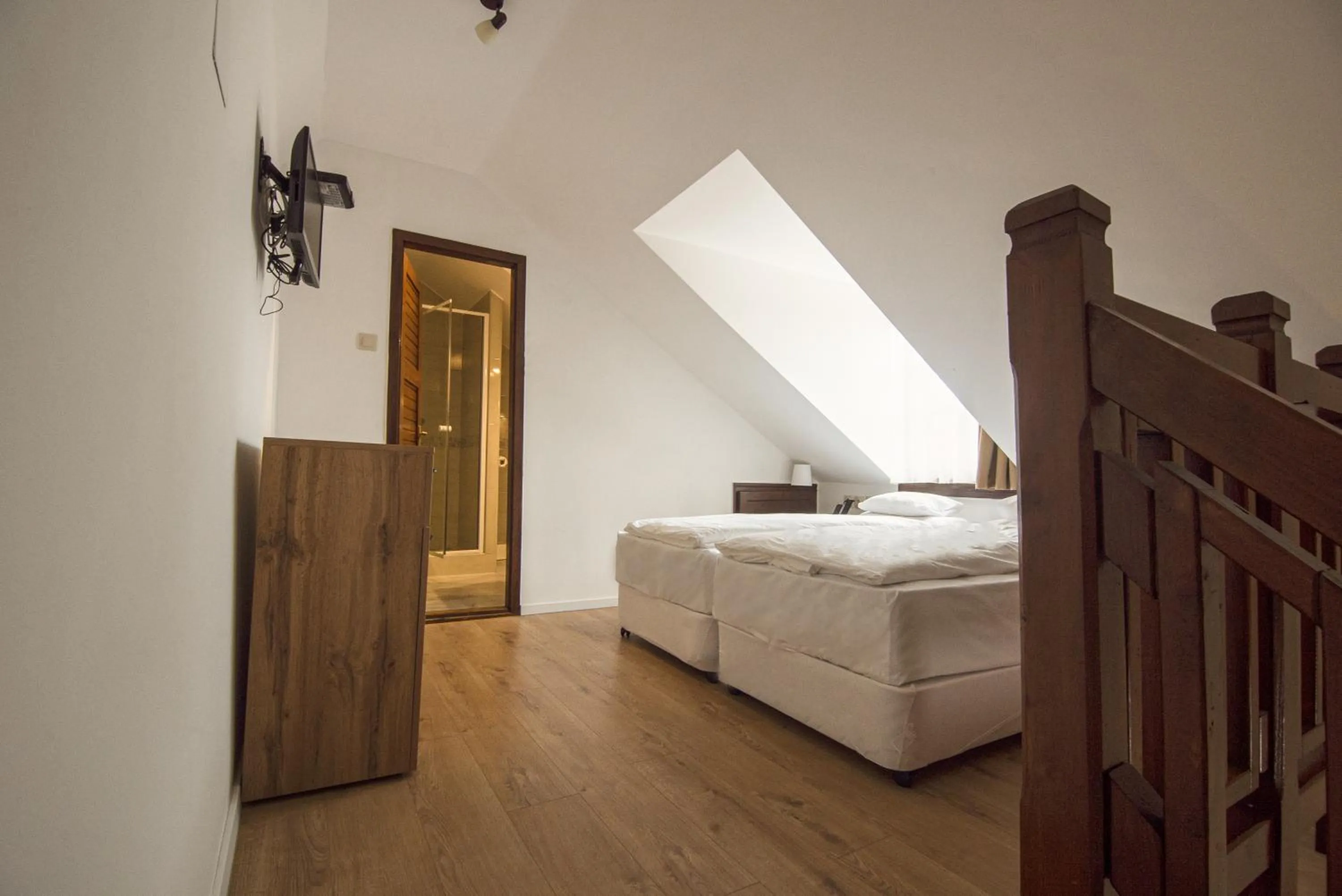 Bed in Jégverem Fogadó