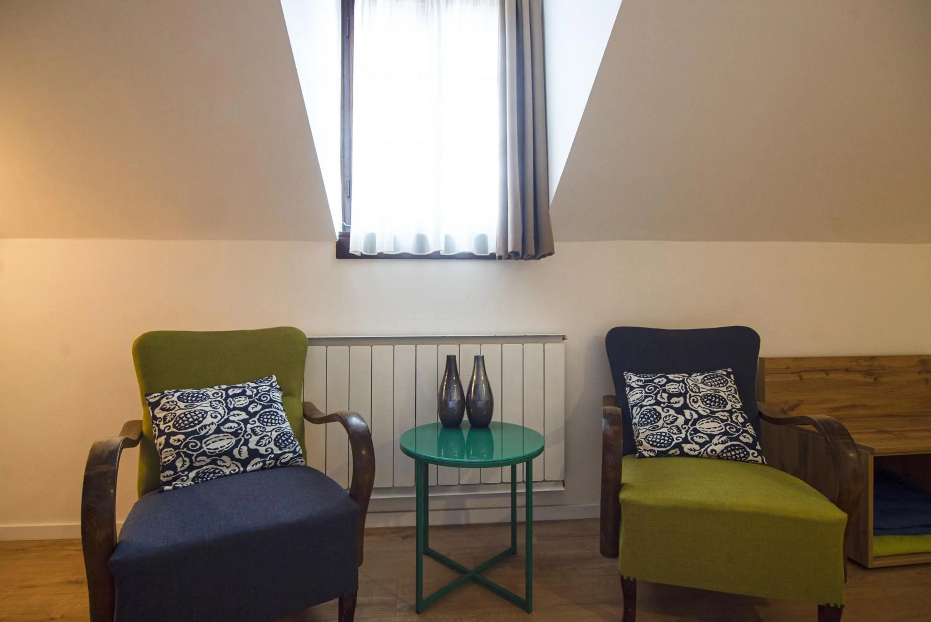 Photo of the whole room in Jégverem Fogadó