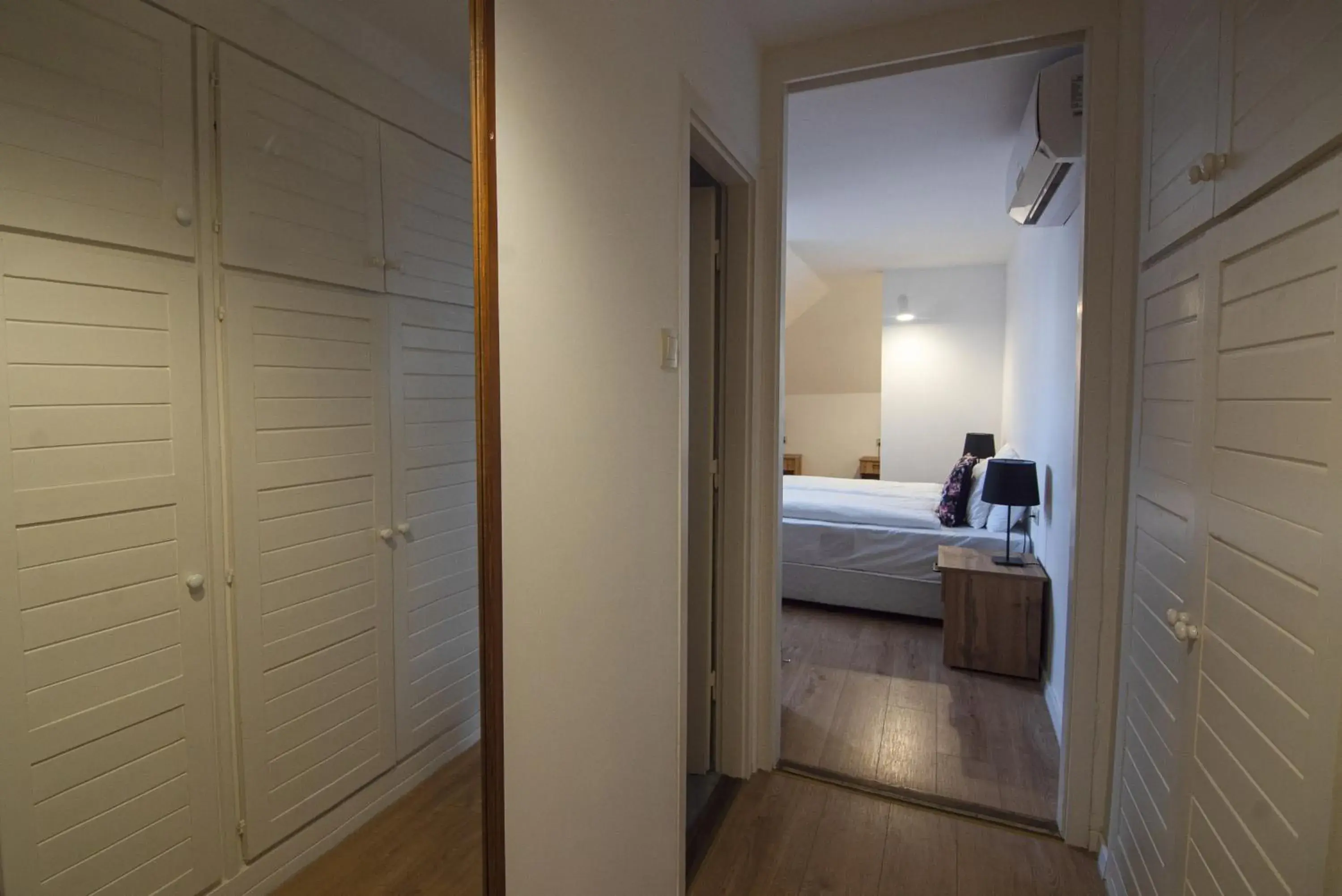 Quadruple Room with Bathroom in Jégverem Fogadó Quadruple Room with Bathroom in Jégverem Fogadó