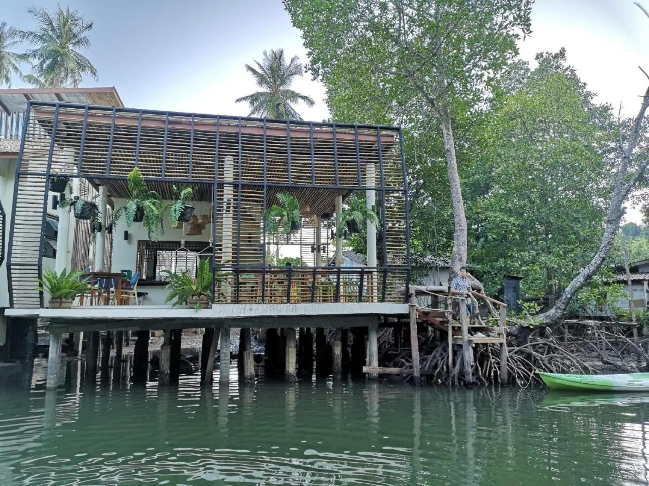 Escape Life Koh Kood