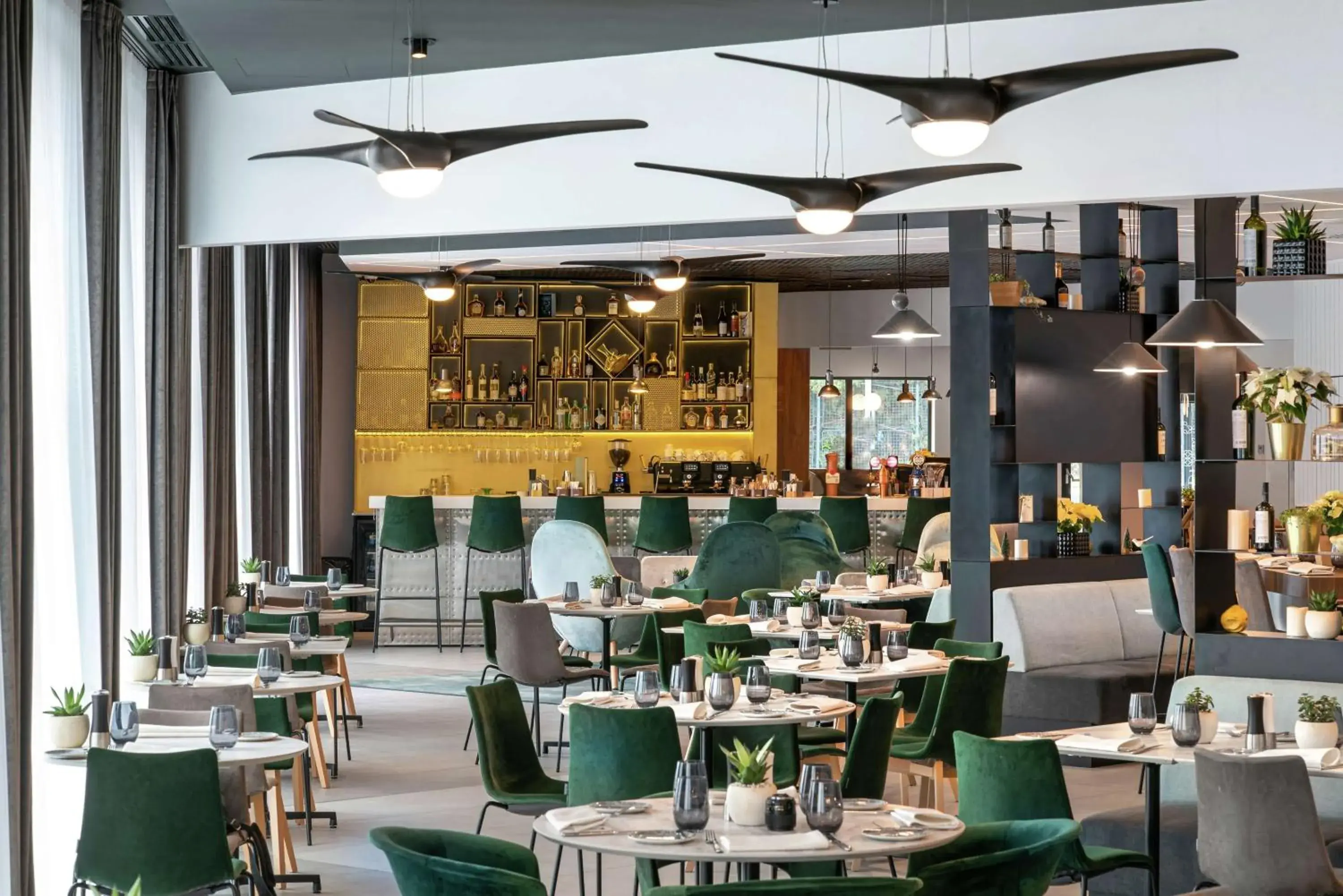 Restaurant/places to eat in Hilton Garden Inn Bucharest Airport Restaurant/places to eat in Hilton Garden Inn Bucharest Airport