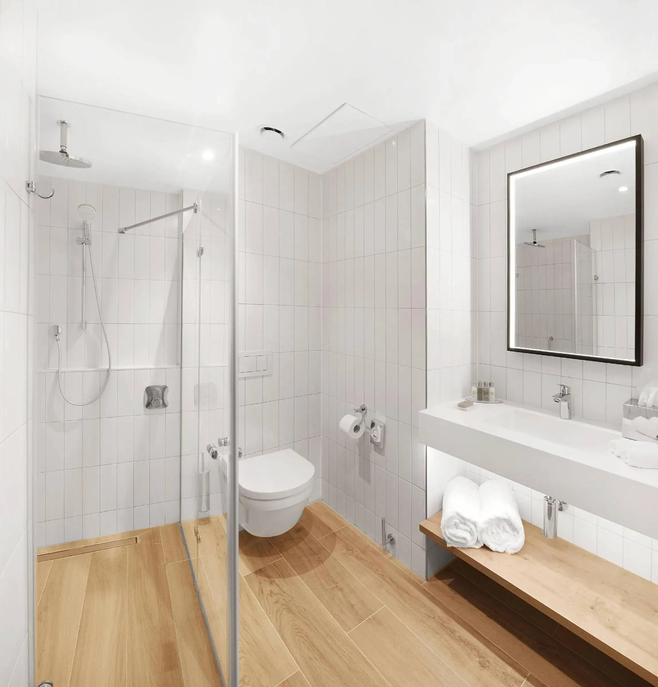 Superior King Room in Hilton Garden Inn Bucharest Airport Superior King Room in Hilton Garden Inn Bucharest Airport