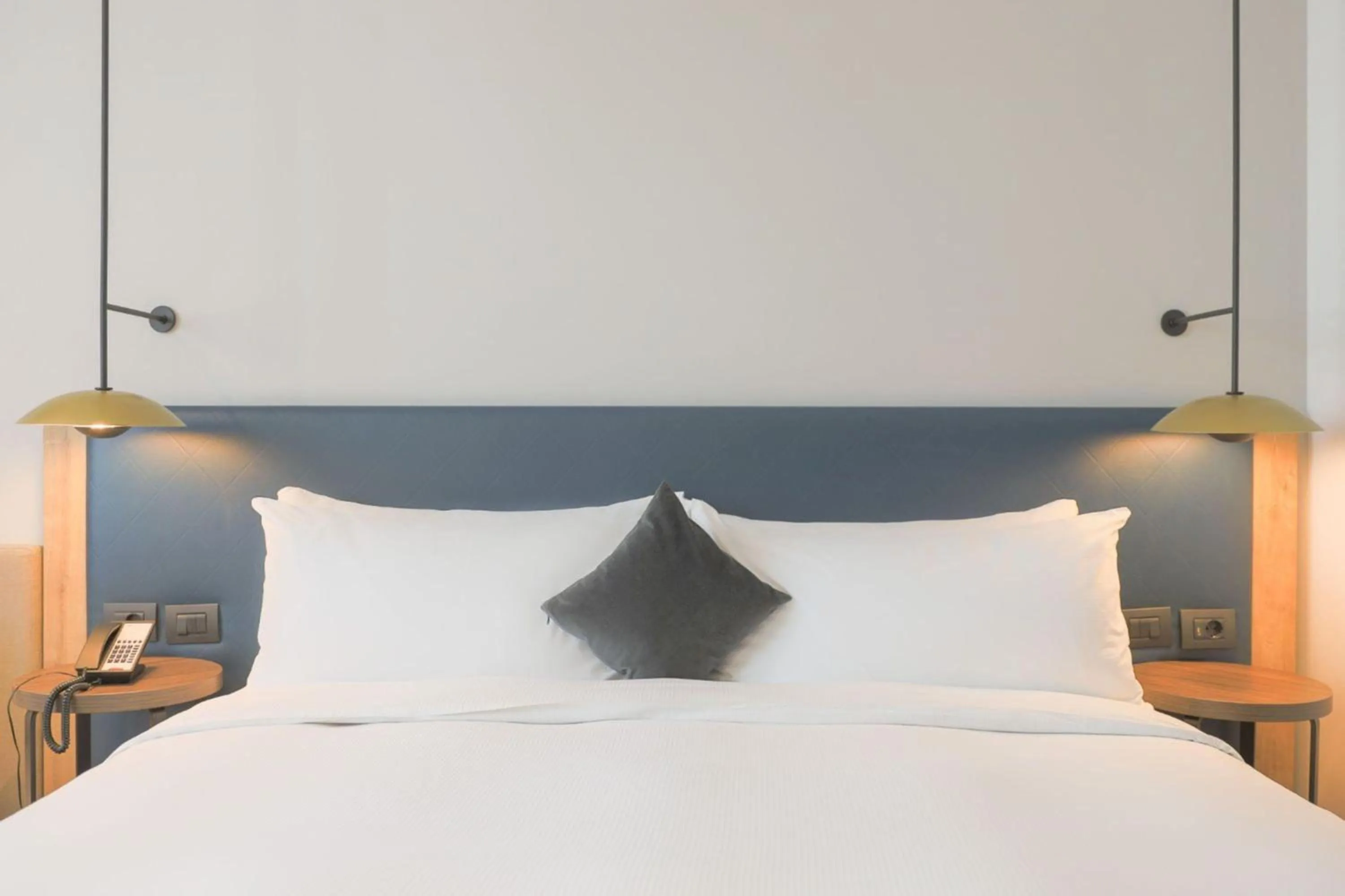 Bed in Hilton Garden Inn Bucharest Airport