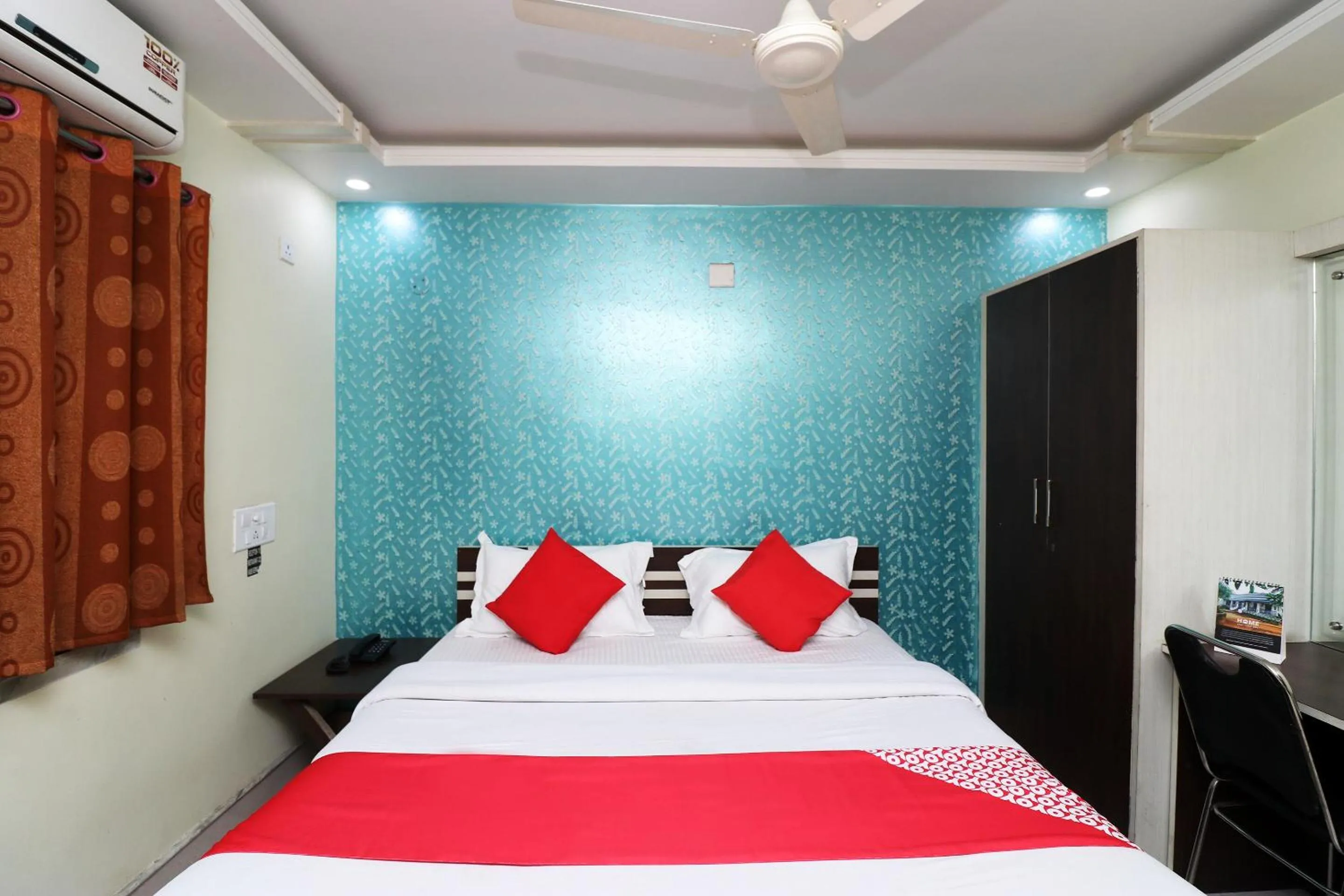 Bedroom, Bed in Hotel O Taj Palace