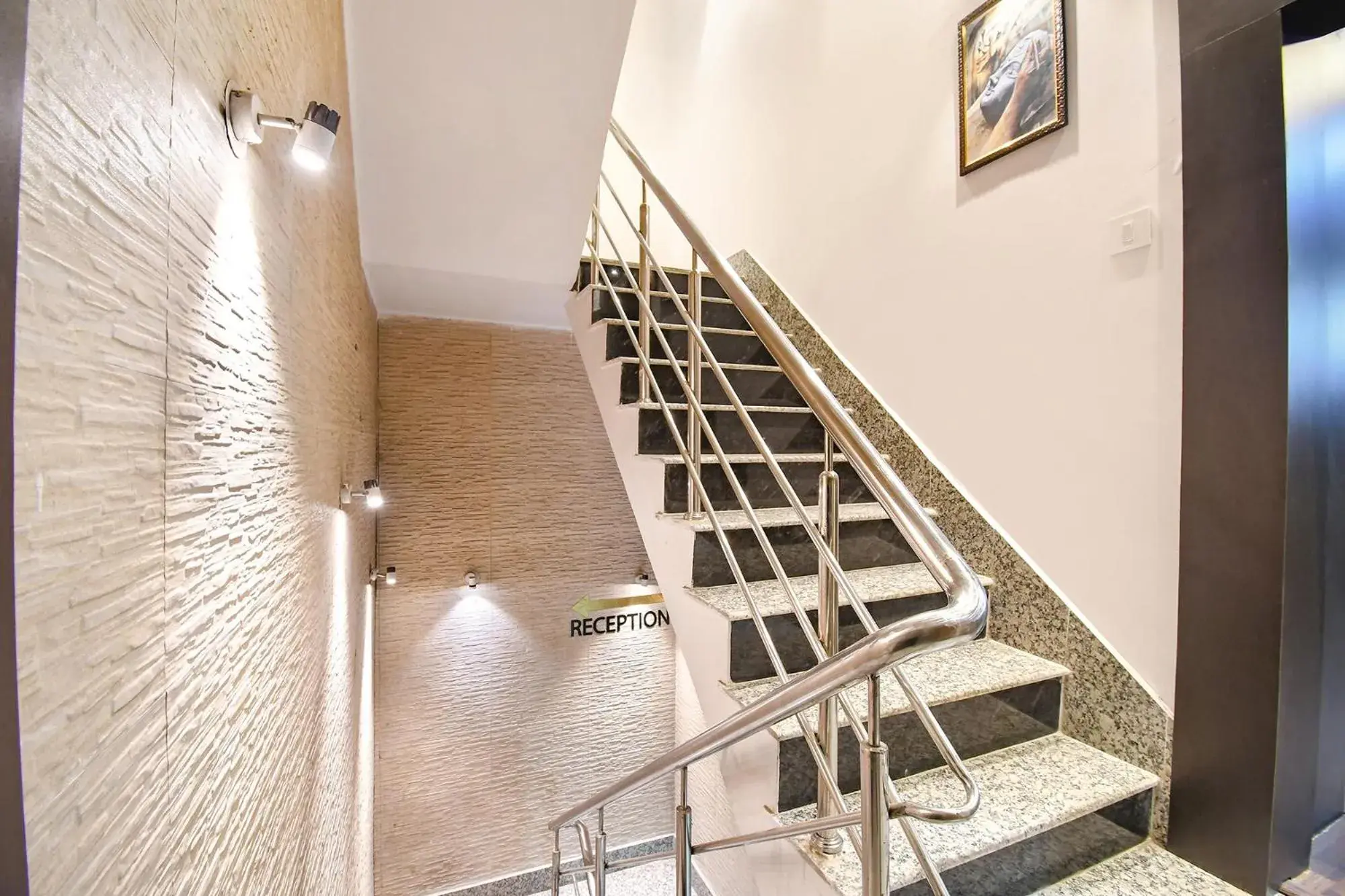 Lobby or reception in FabHotel Golden Suites - Nr Park Circus 7 point Lobby or reception in FabHotel Golden Suites - Nr Park Circus 7 point