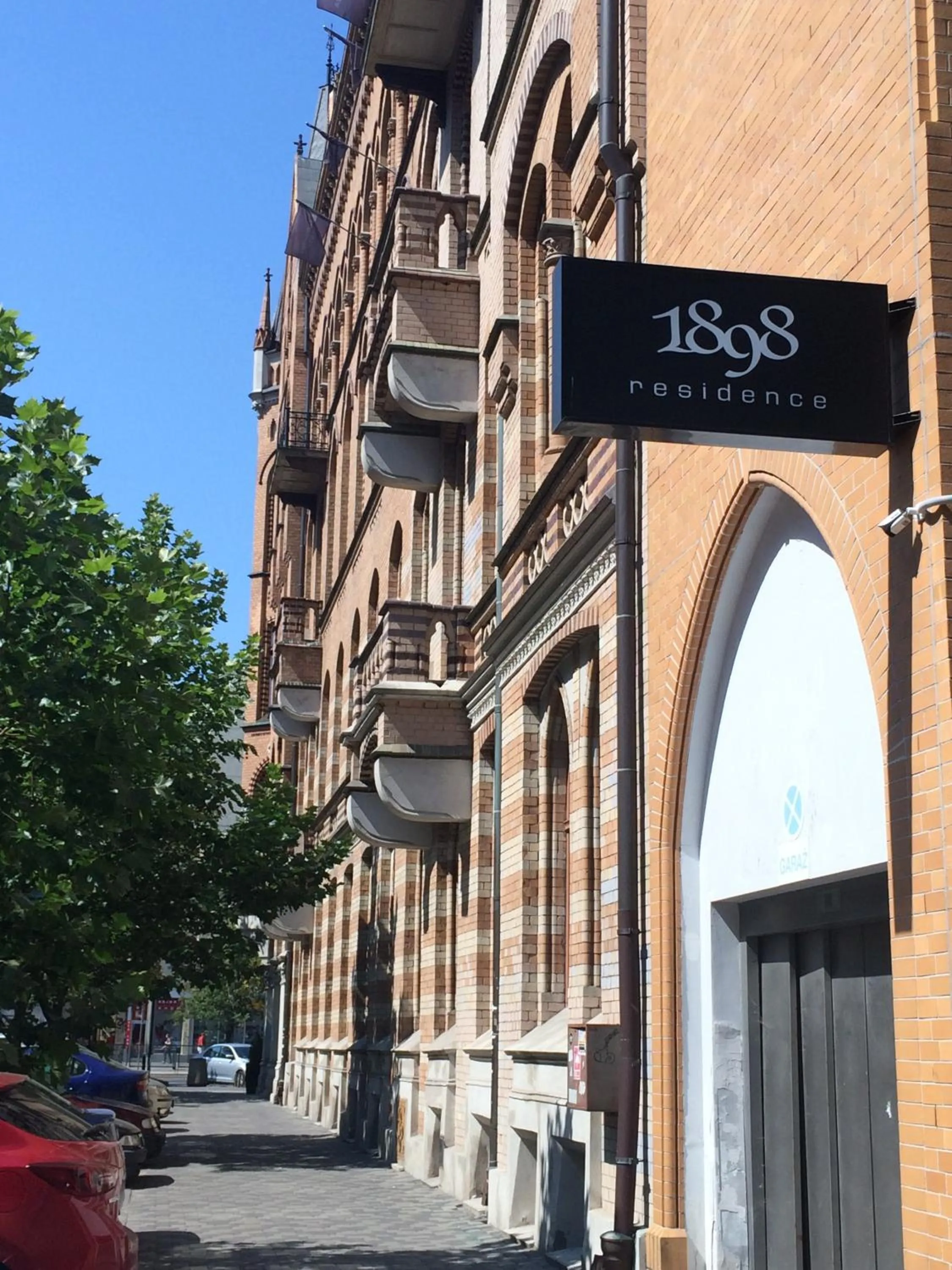 Property logo or sign in Residence 1898