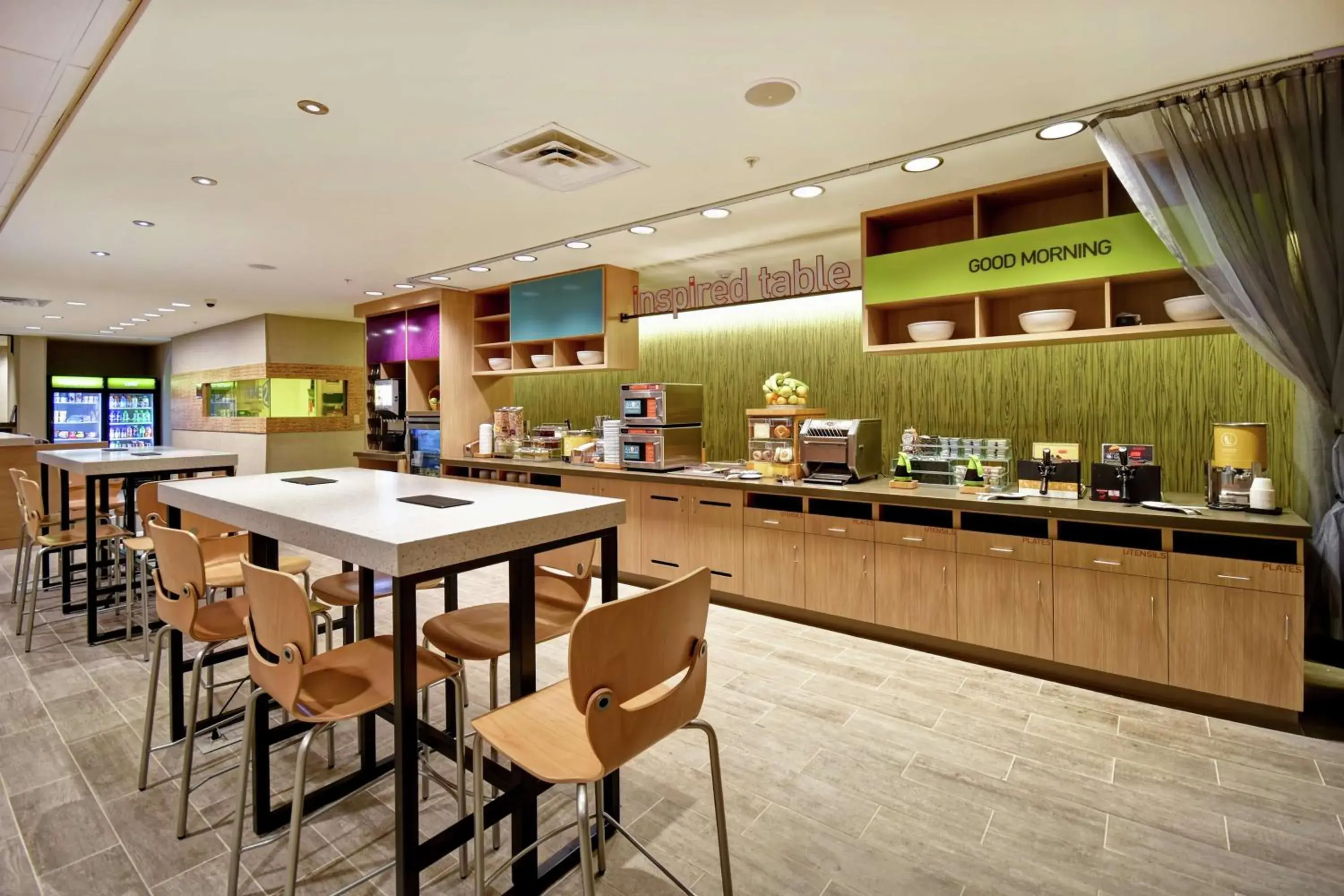 Food and drinks in Home2 Suites By Hilton Amherst Buffalo Food and drinks in Home2 Suites By Hilton Amherst Buffalo