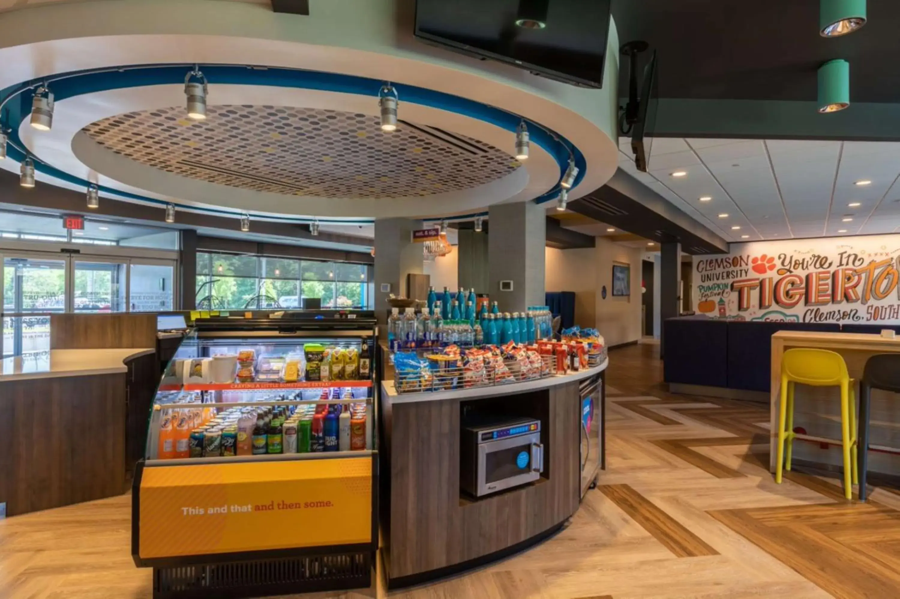 Restaurant/places to eat in Tru By Hilton Seneca Clemson Sc Restaurant/places to eat in Tru By Hilton Seneca Clemson Sc