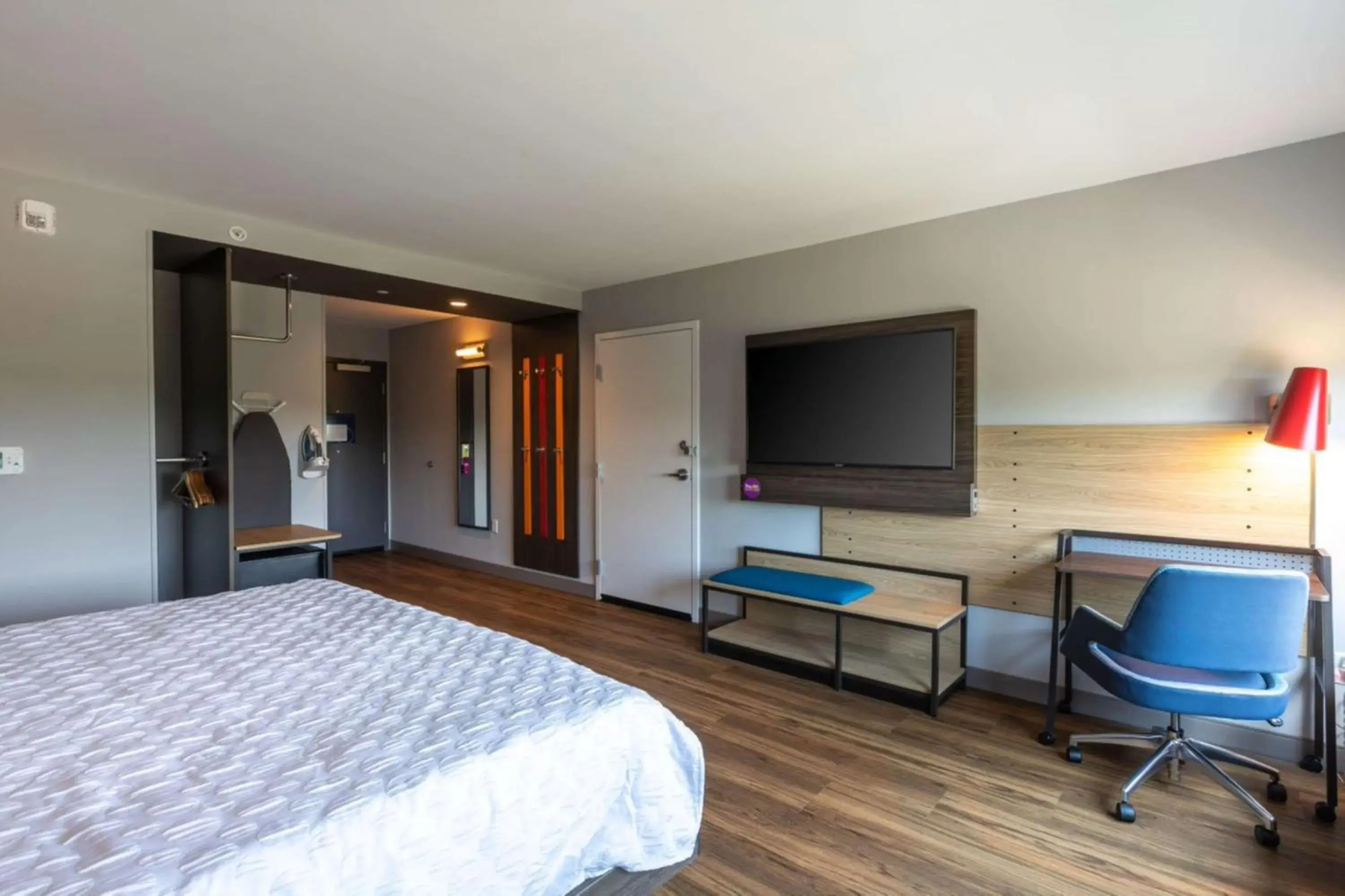 Bedroom, Bed in Tru By Hilton Seneca Clemson Sc Bedroom, Bed in Tru By Hilton Seneca Clemson Sc