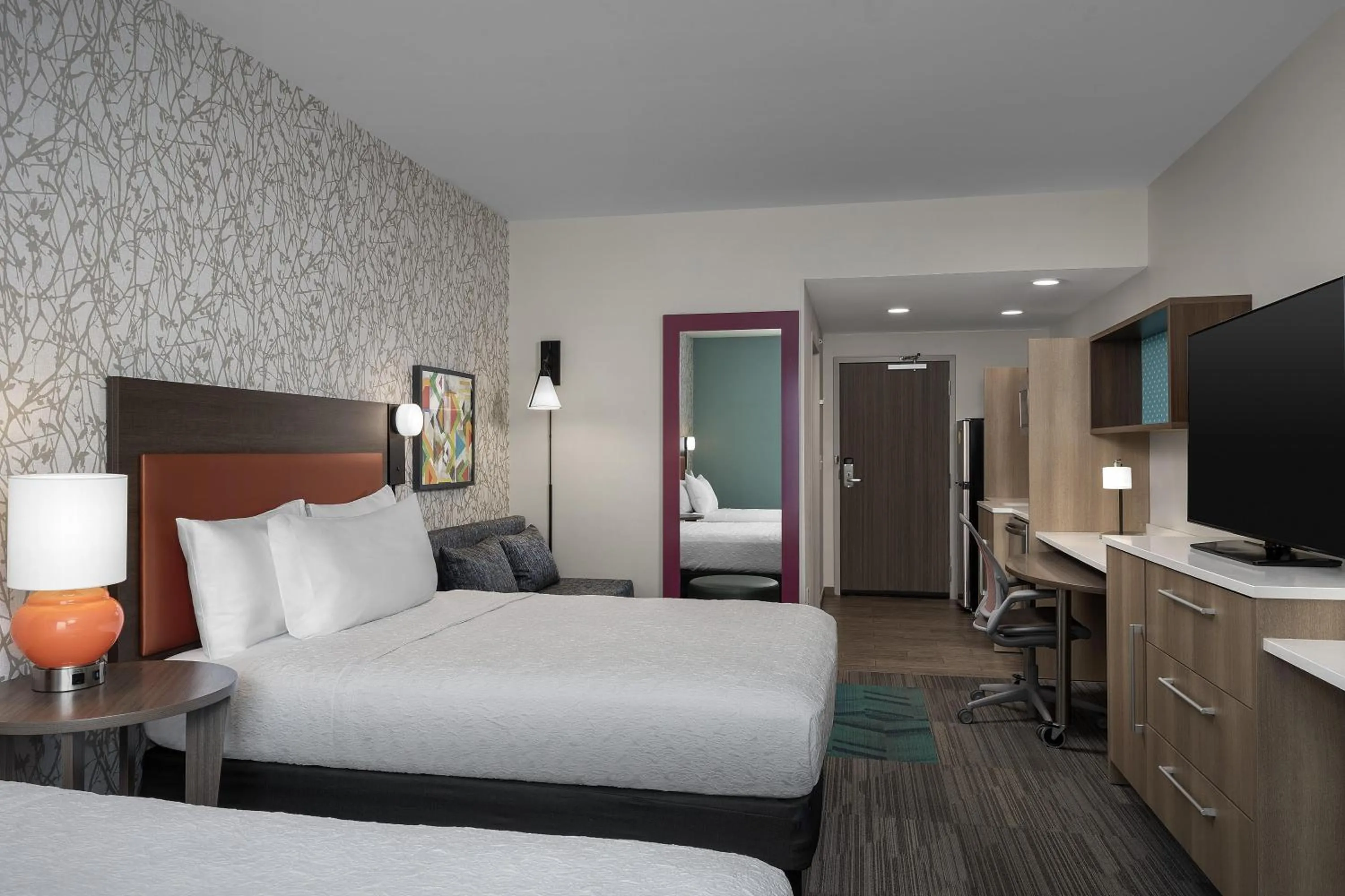 Bed in Home2 Suites By Hilton Edison