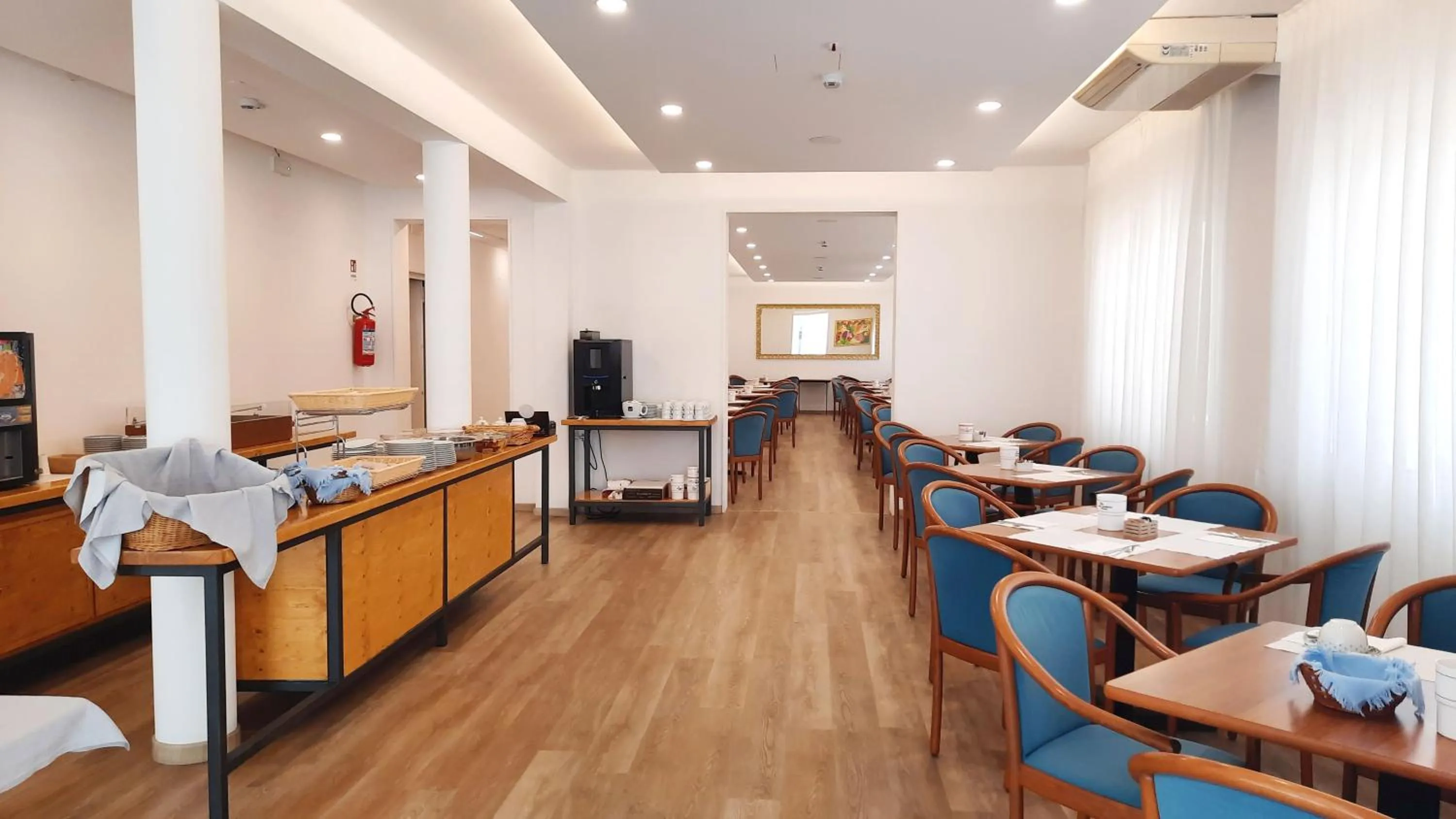 Breakfast in Villa Serena