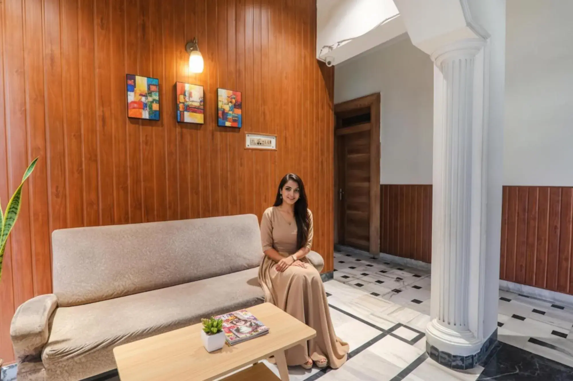 Living room in FabHotel Bless Inn Living room in FabHotel Bless Inn