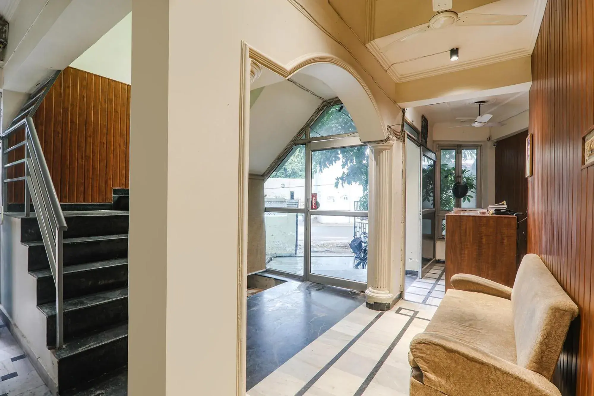 Seating area in FabHotel Bless Inn Seating area in FabHotel Bless Inn