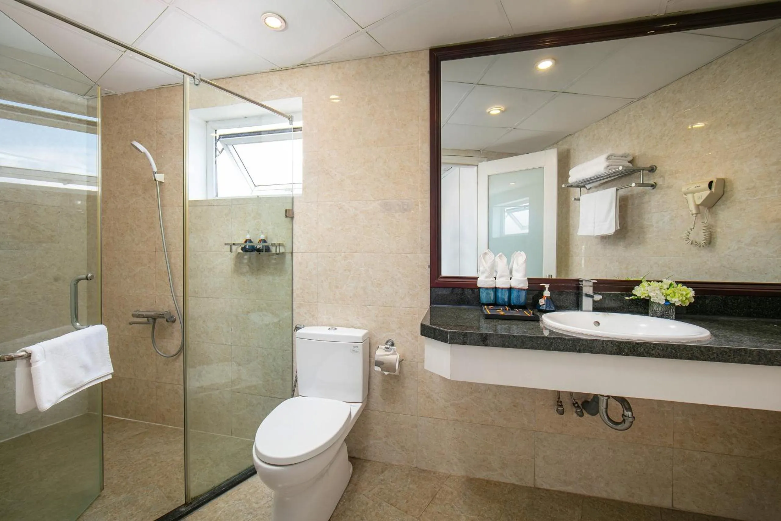 Bathroom in Hanoi 20 Hotel & Apartment