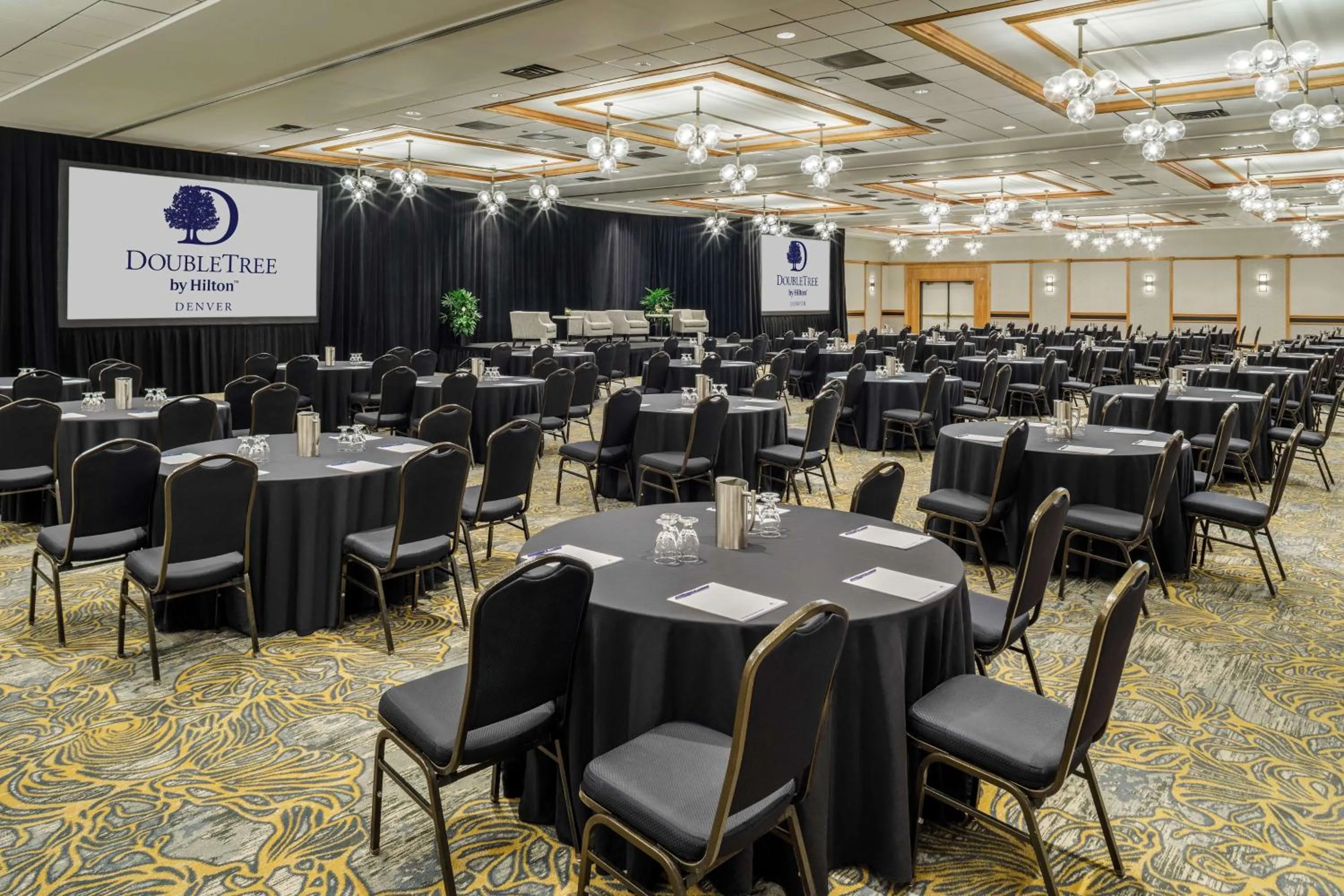 Meeting/conference room in DoubleTree by Hilton Hotel Denver