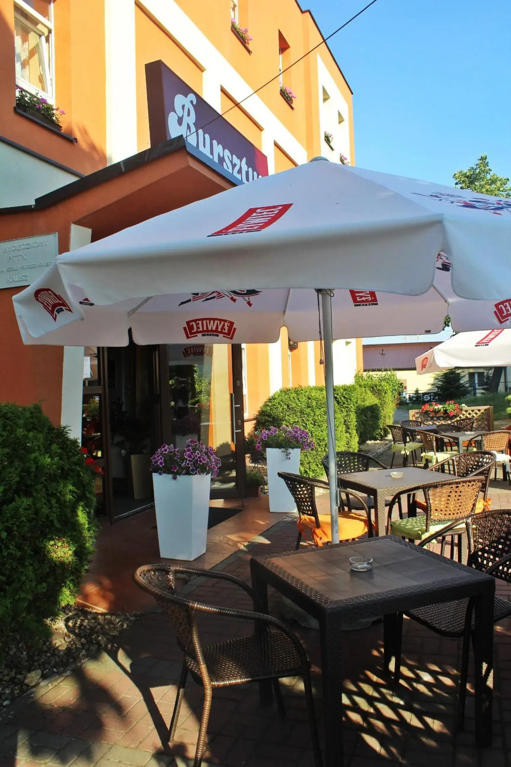 Restaurant/Places to Eat in Hotel Bursztyn