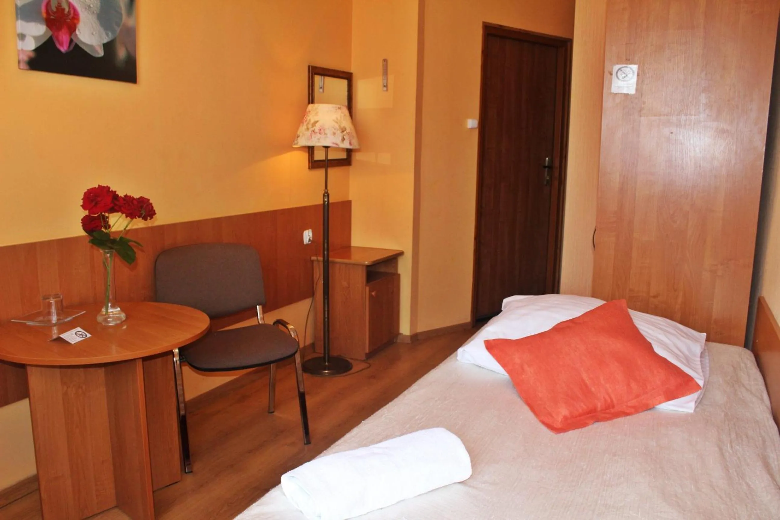Photo of the whole room, Bed in Hotel Bursztyn