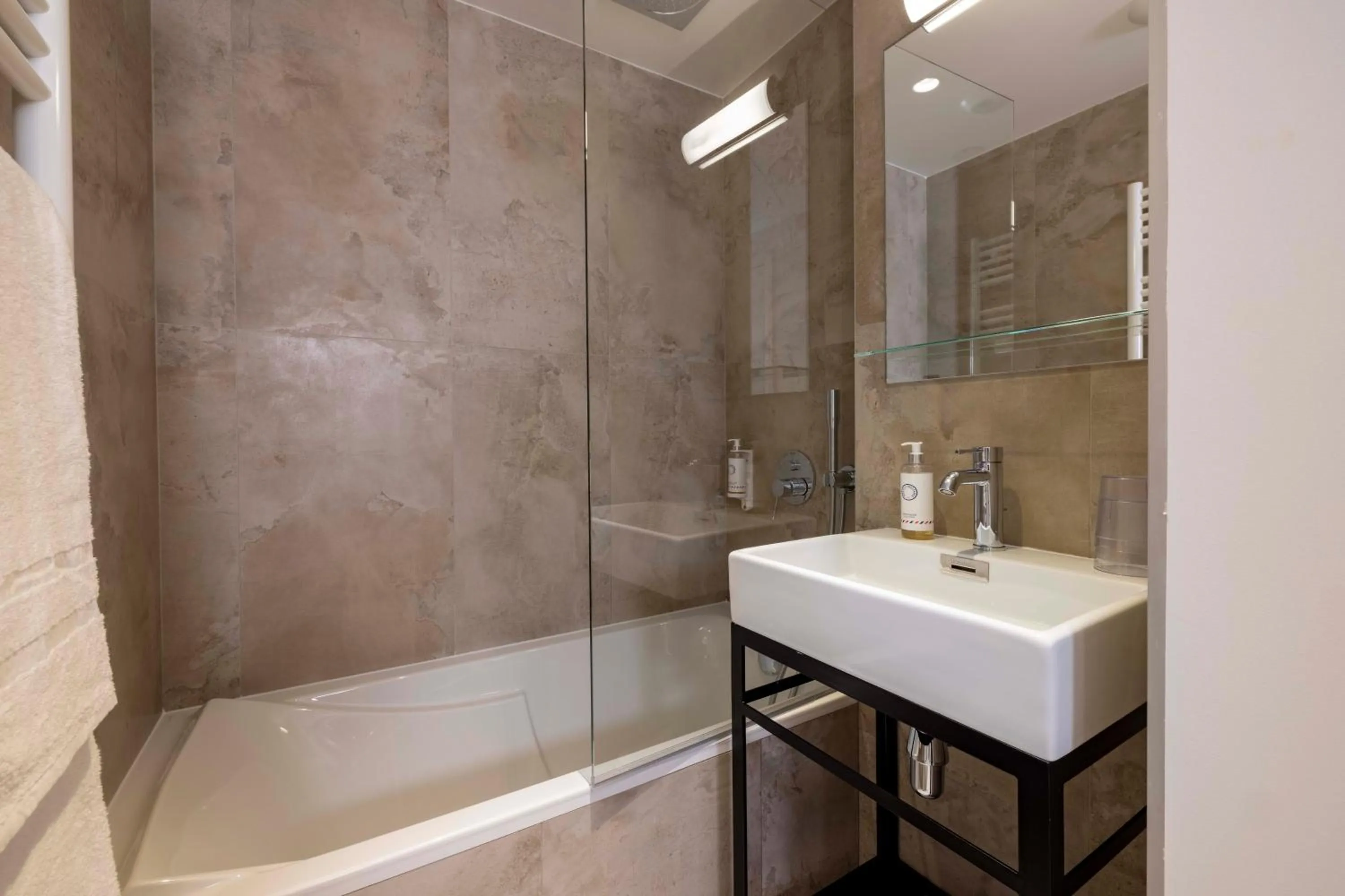 Bathroom in Grand Hôtel Lévêque