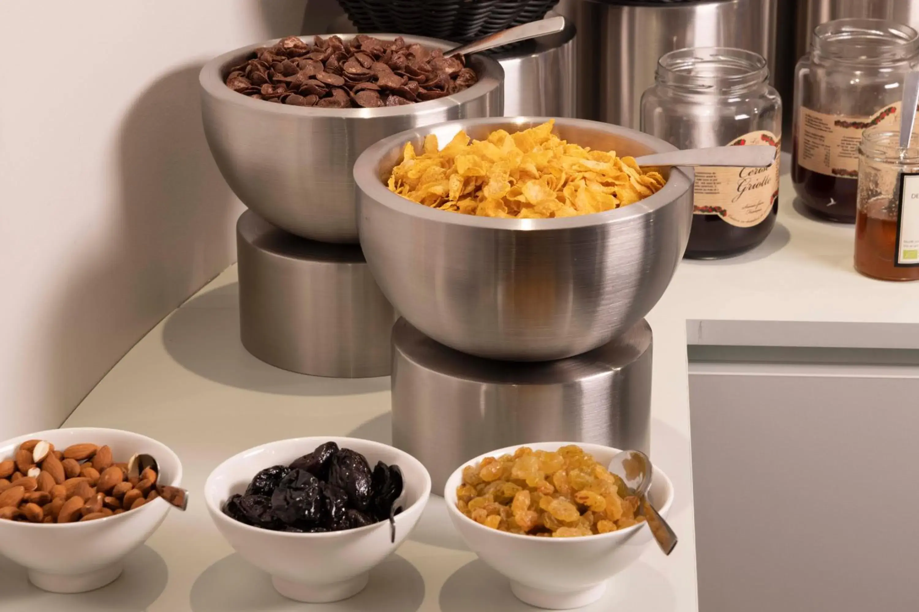 Buffet breakfast in Grand Hôtel Lévêque Buffet breakfast in Grand Hôtel Lévêque