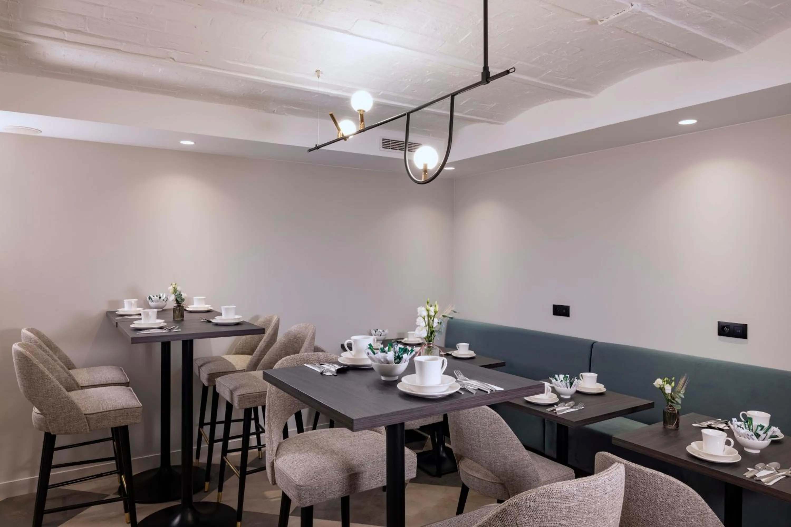 Dining area in Grand Hôtel Lévêque