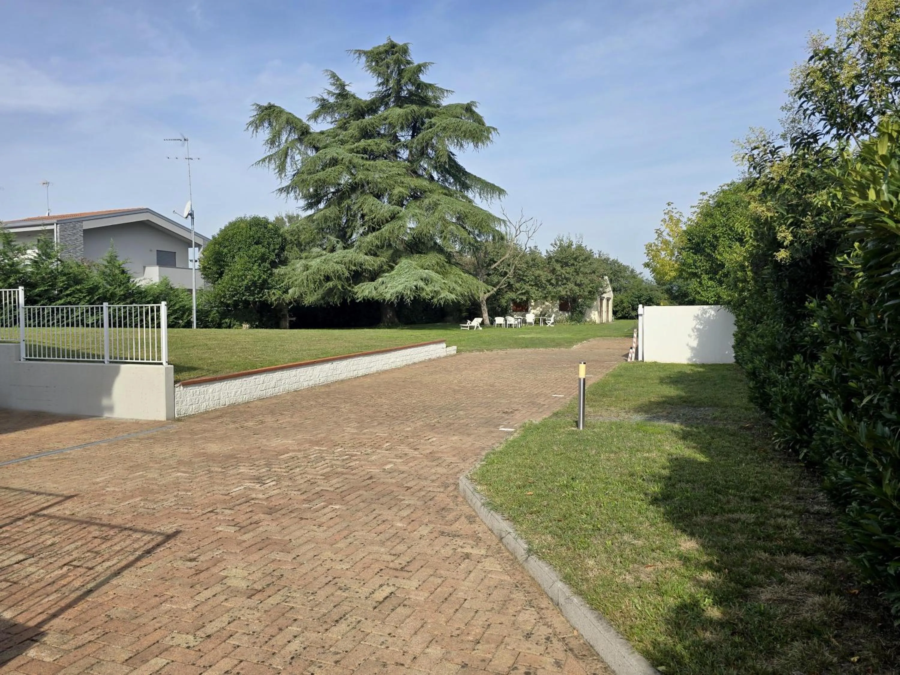 Garden view in Bed and Breakfast Villa Sofia