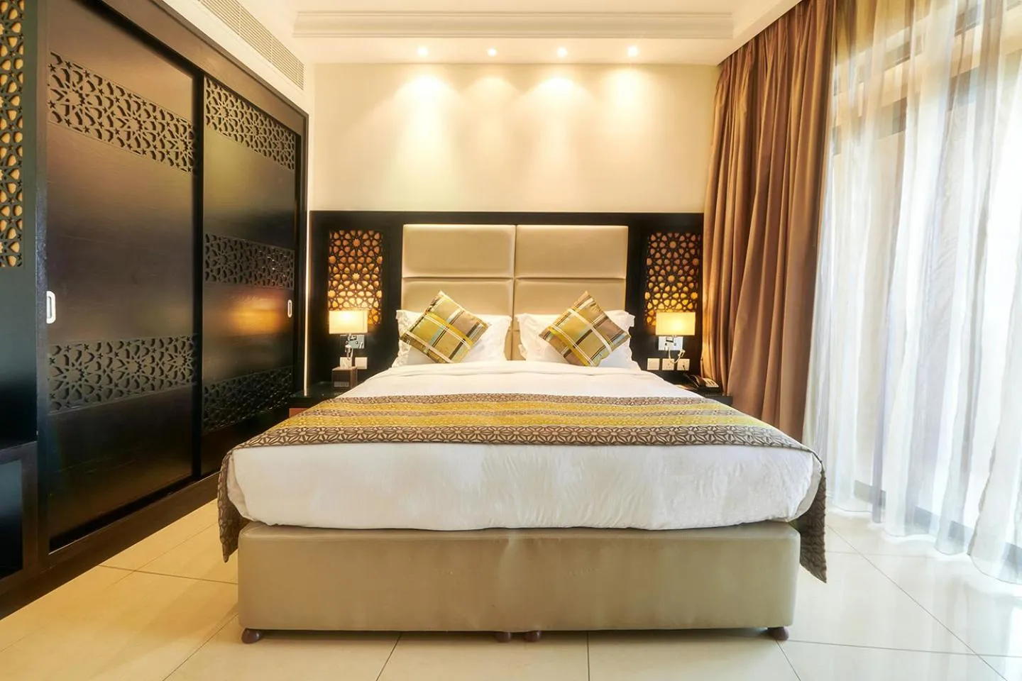 Bed in Bahi Ajman Palace Hotel