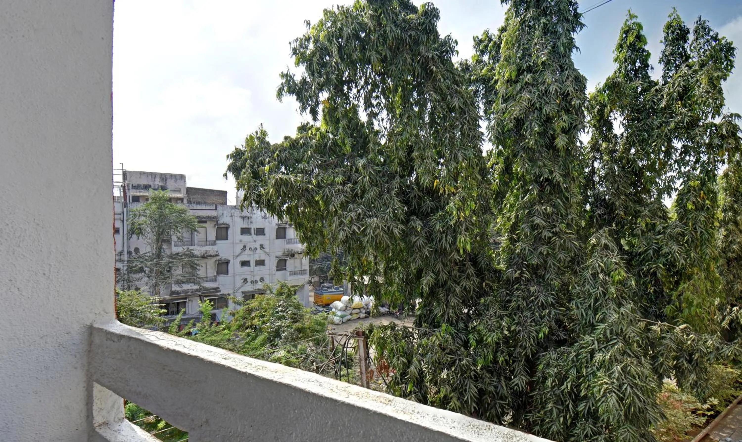 Balcony/Terrace in Itsy Hotels Shivshakti