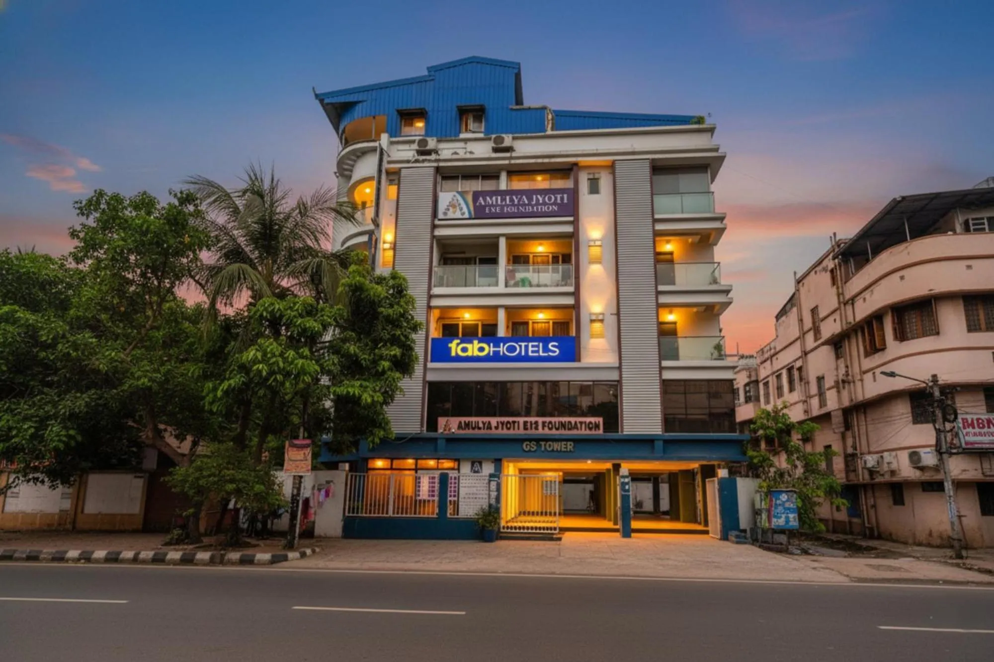 Property building in FabHotel Silver Key kalighat