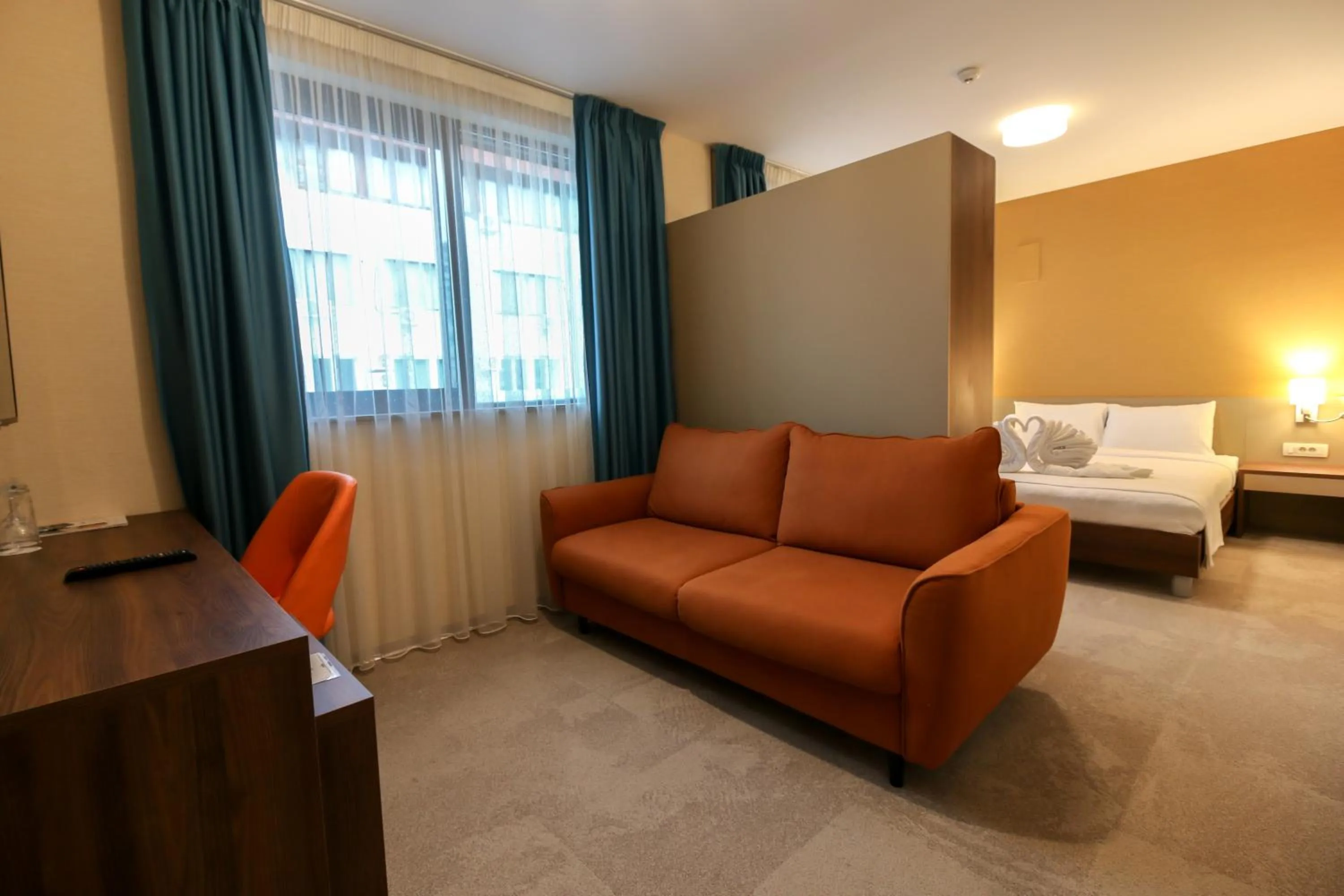 Living room, Bed in Sky Corner Hotel