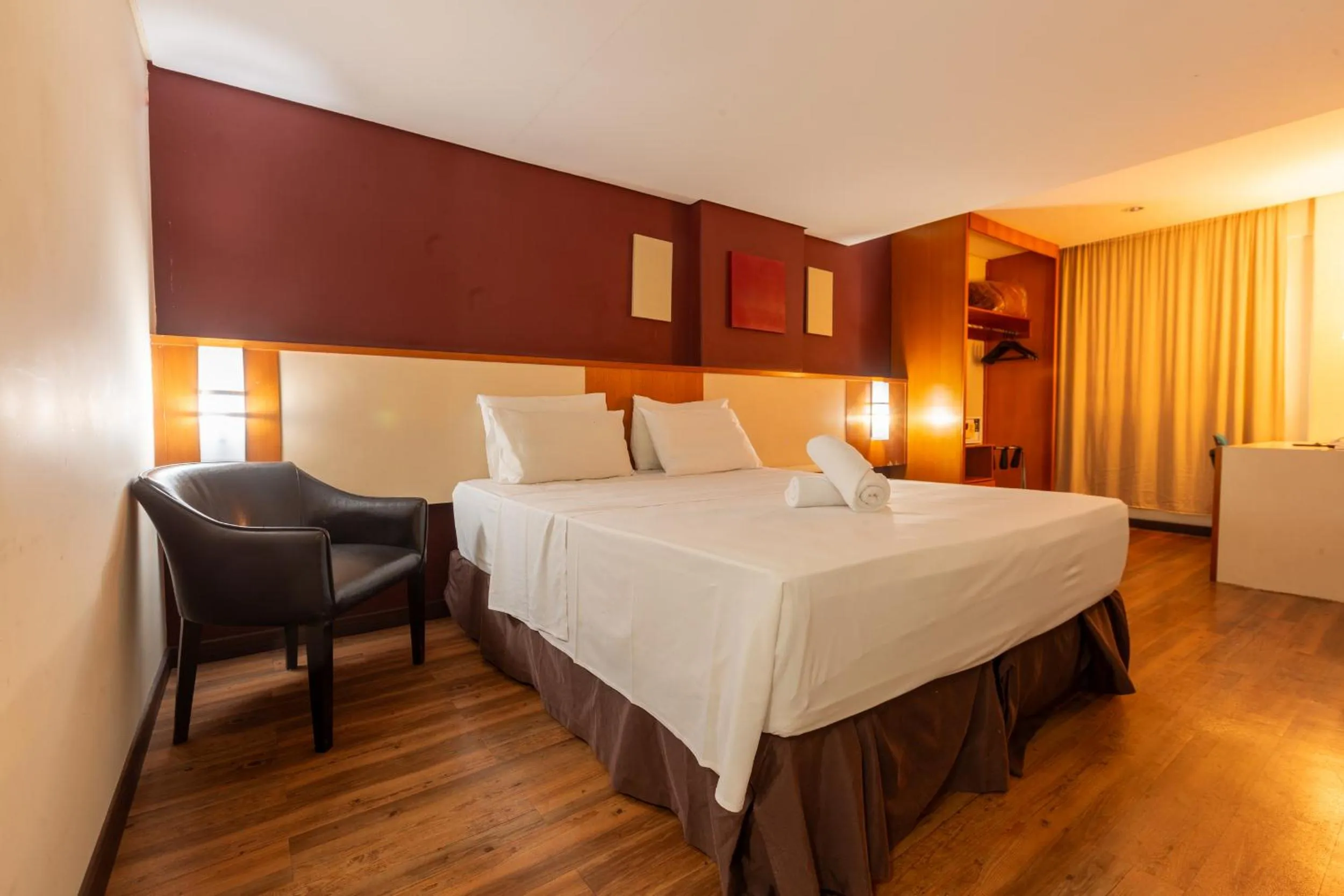 Bedroom, Bed in Rede Andrade CWB