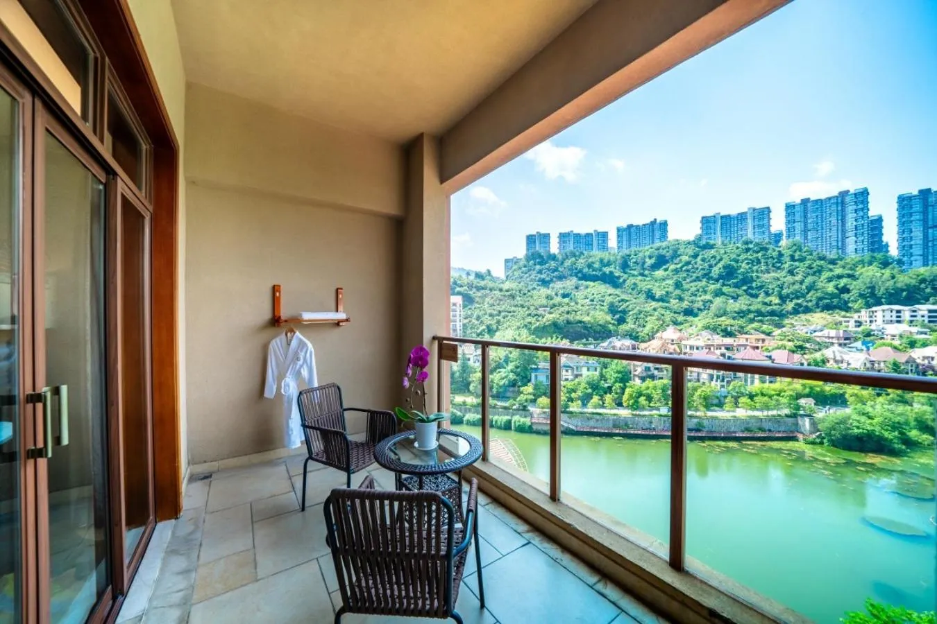 Poly Hotspring Guiyang Hotel