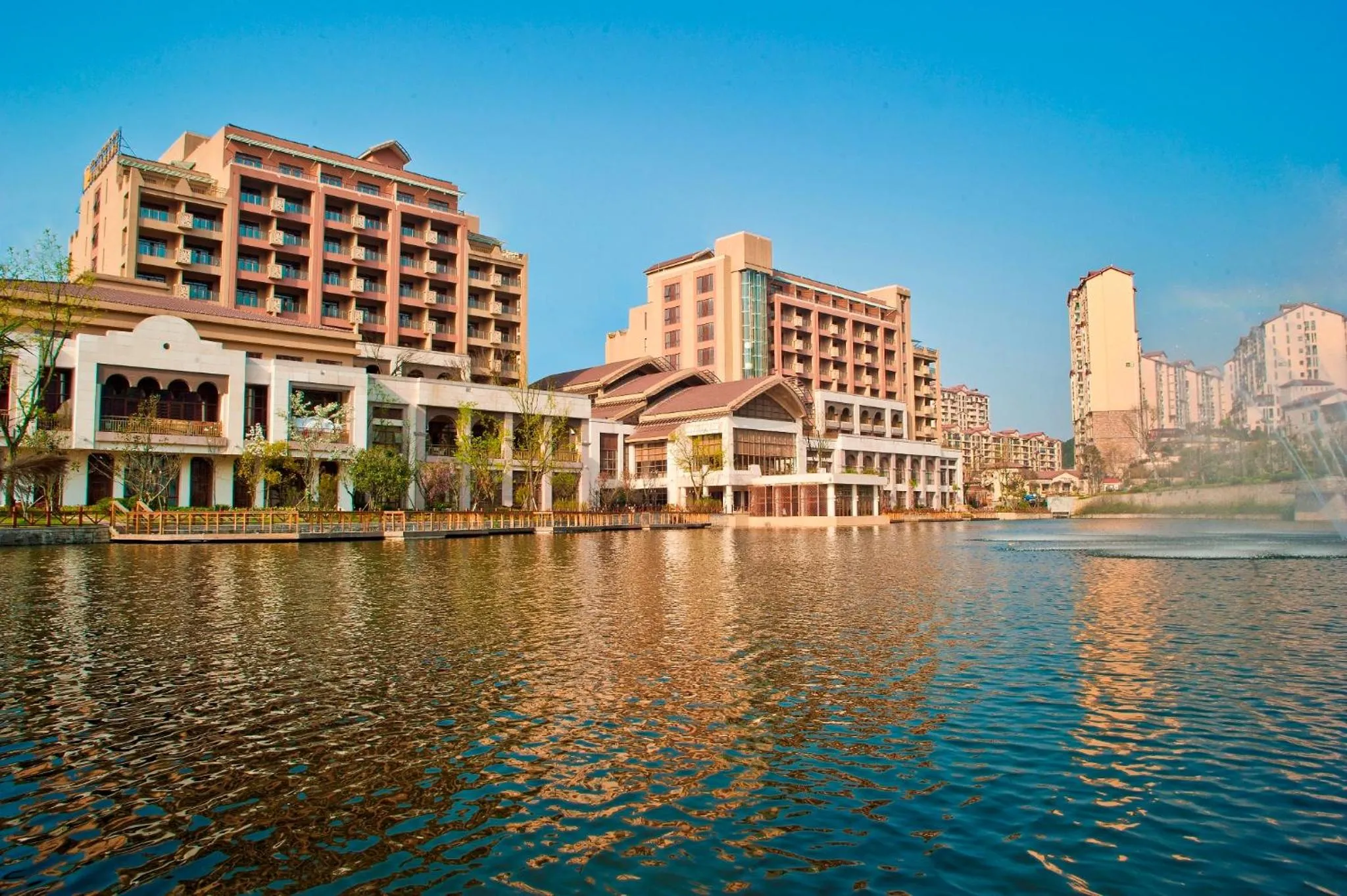 Poly Hotspring Guiyang Hotel