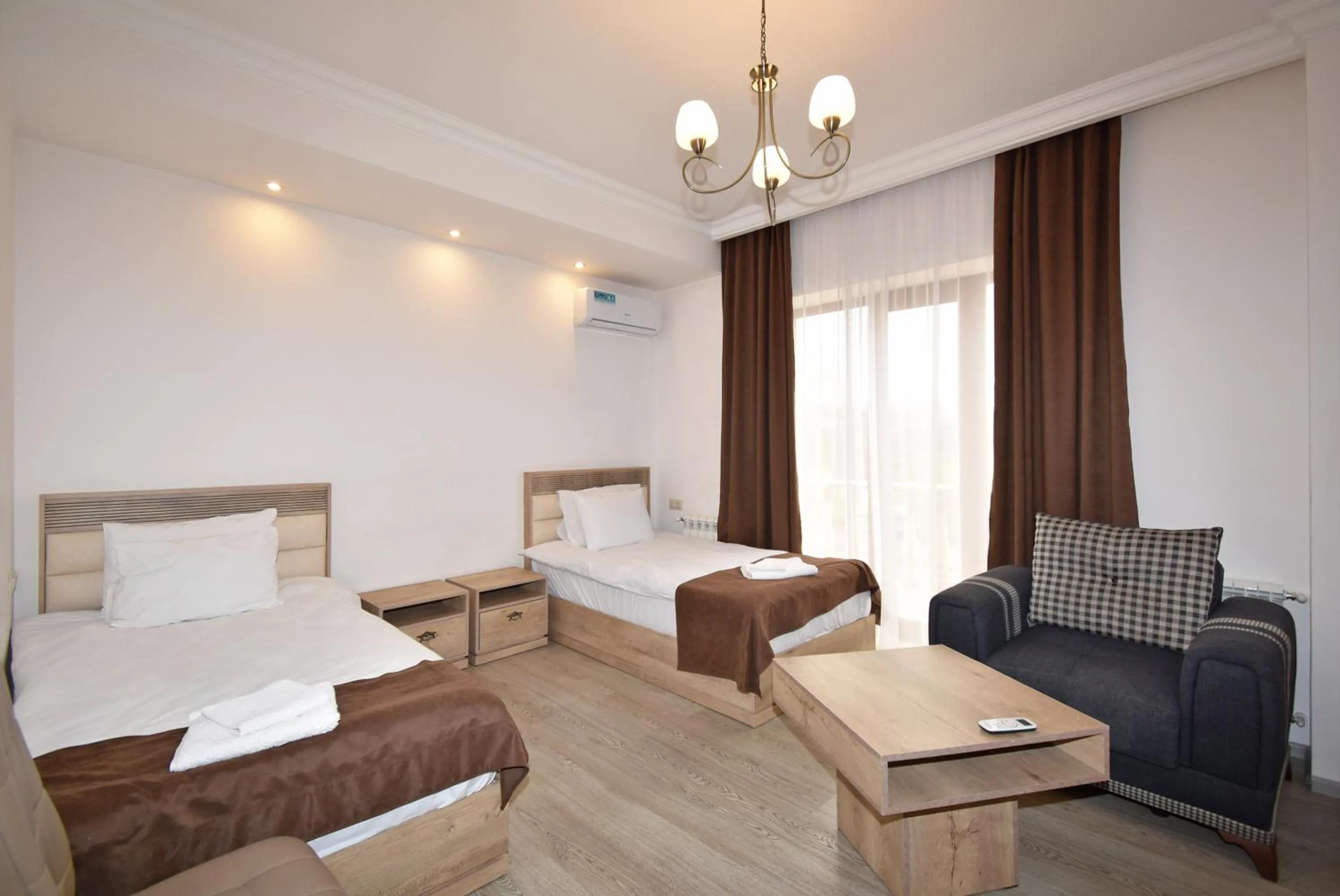 Patriott Hotel