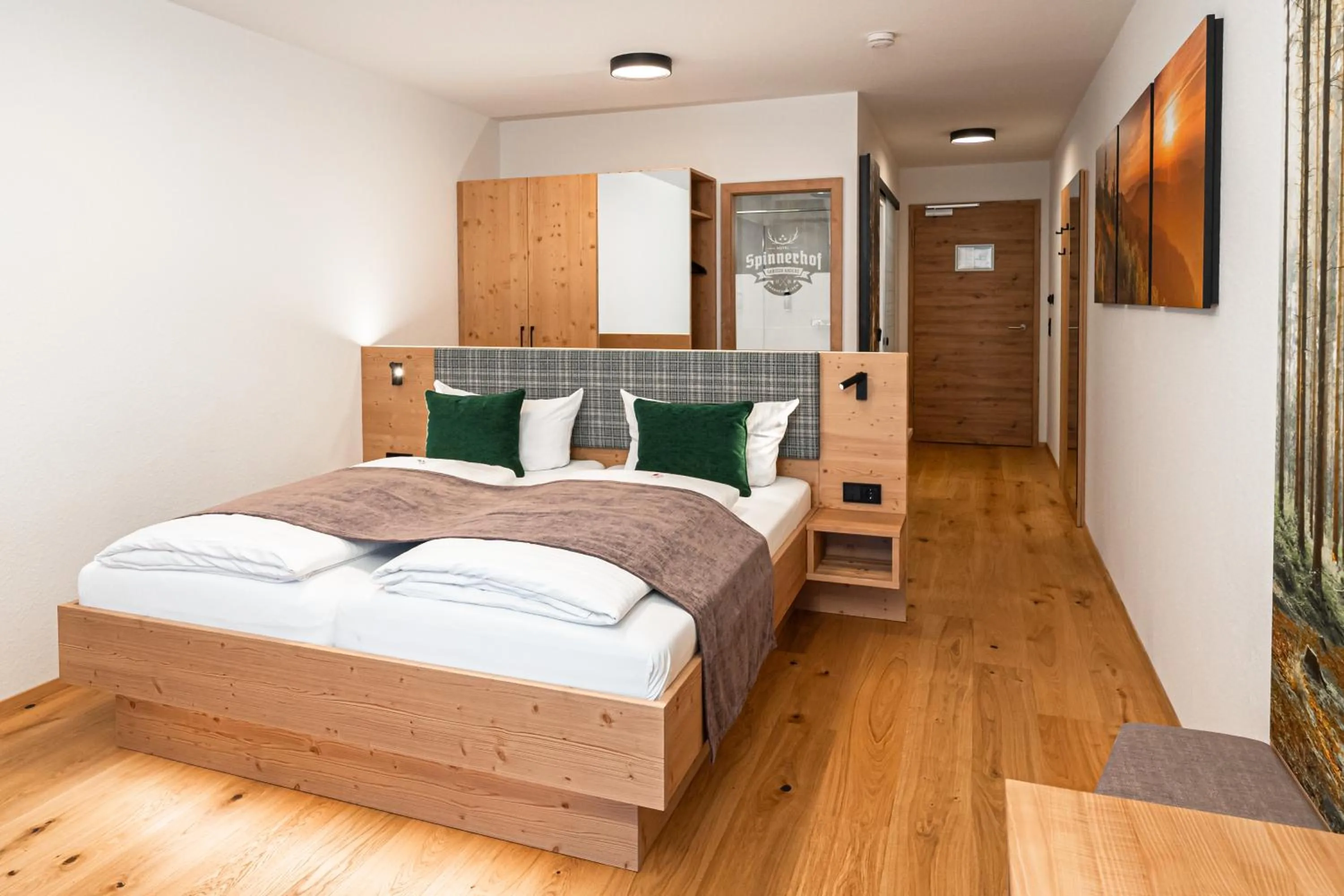 Bed in Hotel Spinnerhof